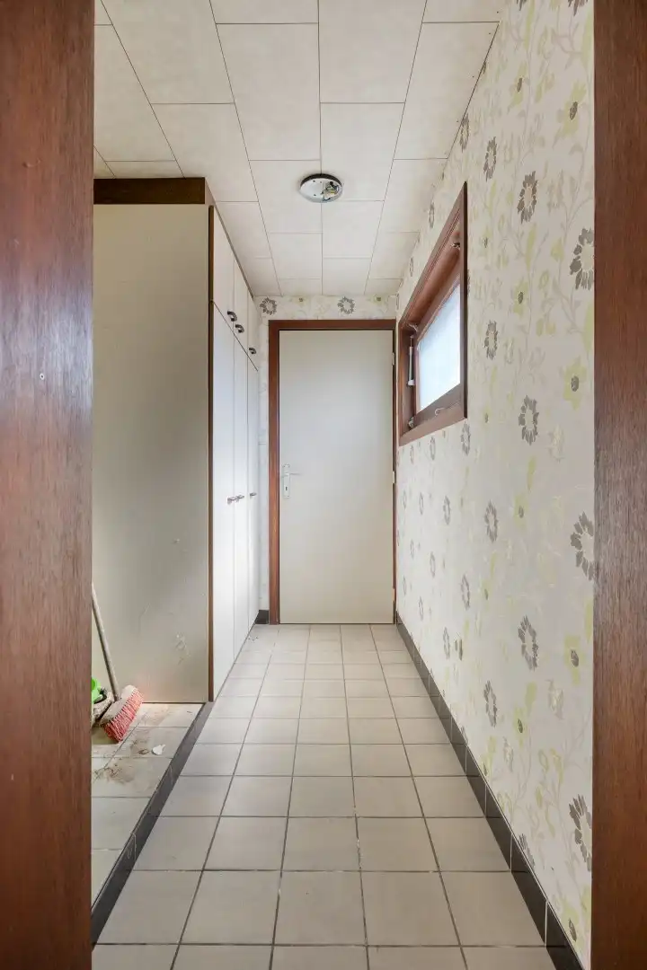 Ruime te renoveren woning met uitbreidingspotentieel en zonnig perceel van 1.738 m² !  foto 11