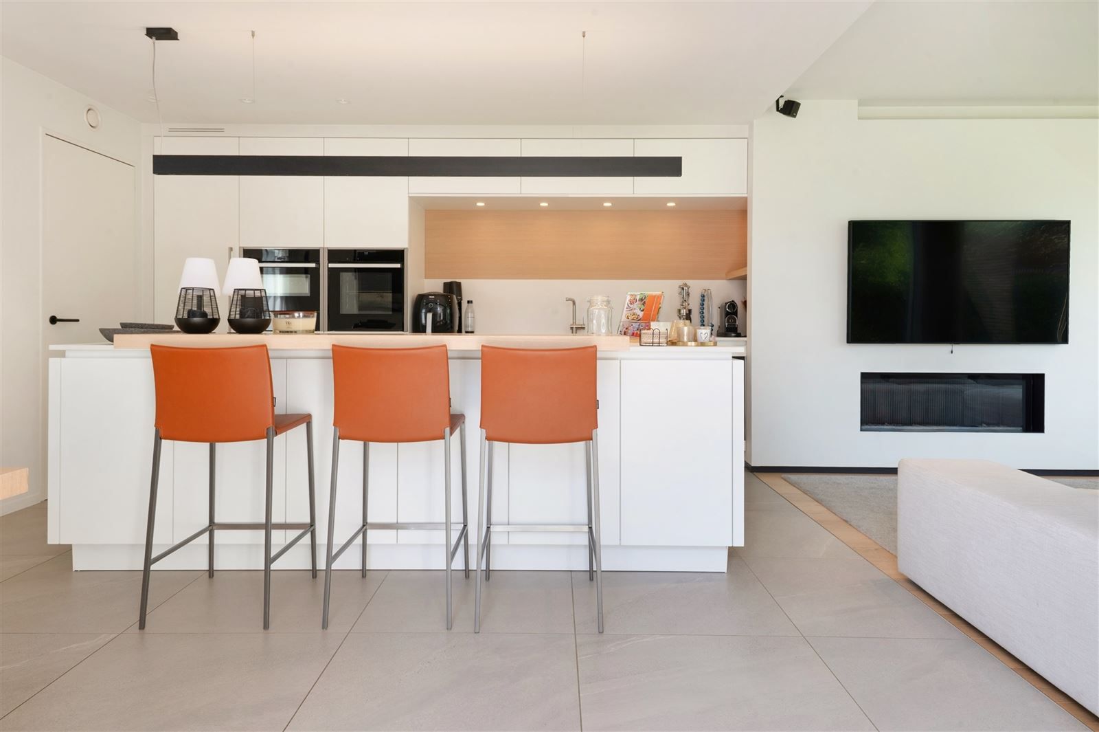Gelijkvloers luxe appartement mét tuin foto 3