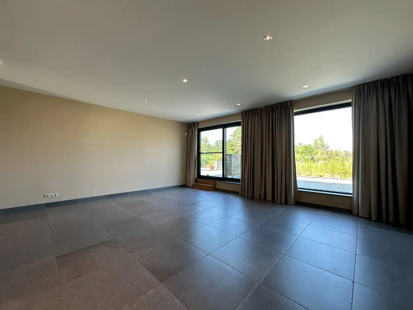 Prachtig, ruim duplex-appartement 115 m² met ruim terras in centrum Sint-Antonius foto 7