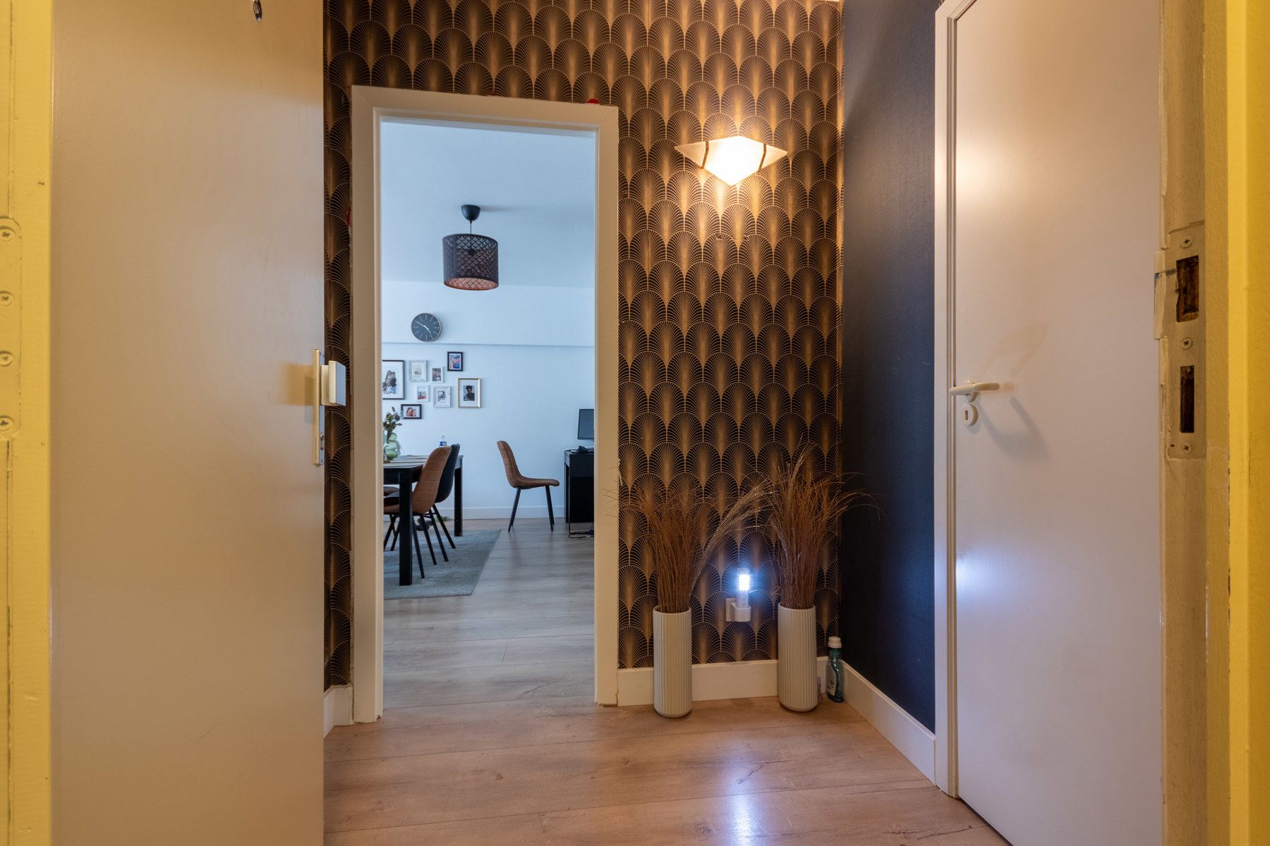 Goed onderhouden appartement met 3 slaapkamers en garage foto 3