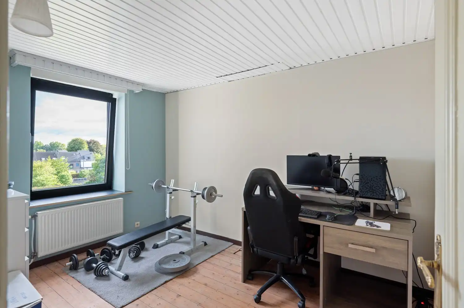 Prachtig herenhuis met 4 slaapkamers en tuin in Wijnegem! foto 28