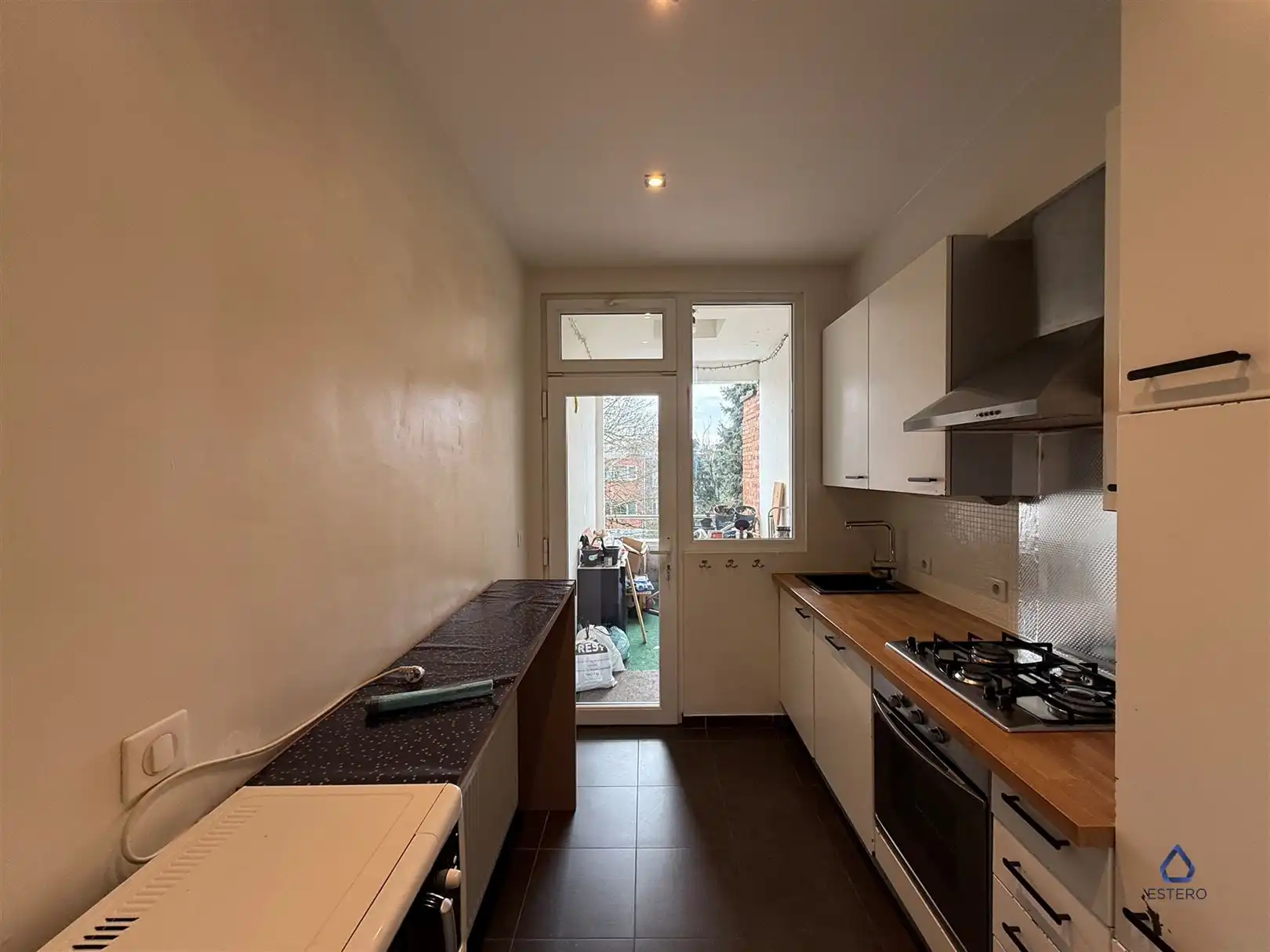 Lichtrijk 2-slaapkamerappartement te Wilrijk foto 8