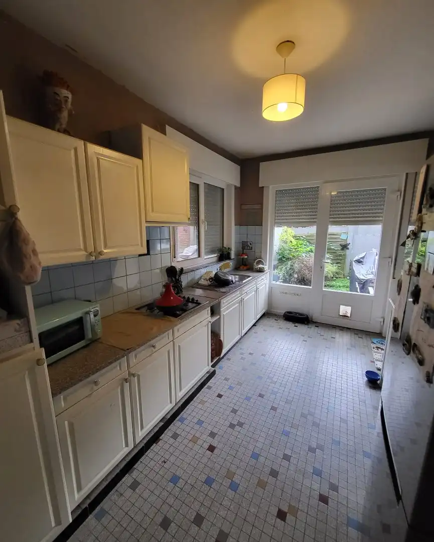 VERKOCHT : Opbrengsteigendom bestaande uit 5 appartementen. foto 15