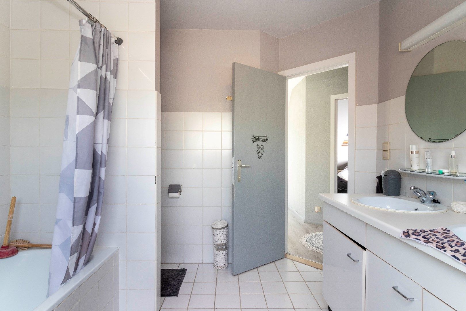 Ruim duplexappartement met gelijkvloerse handelsruimte foto 22