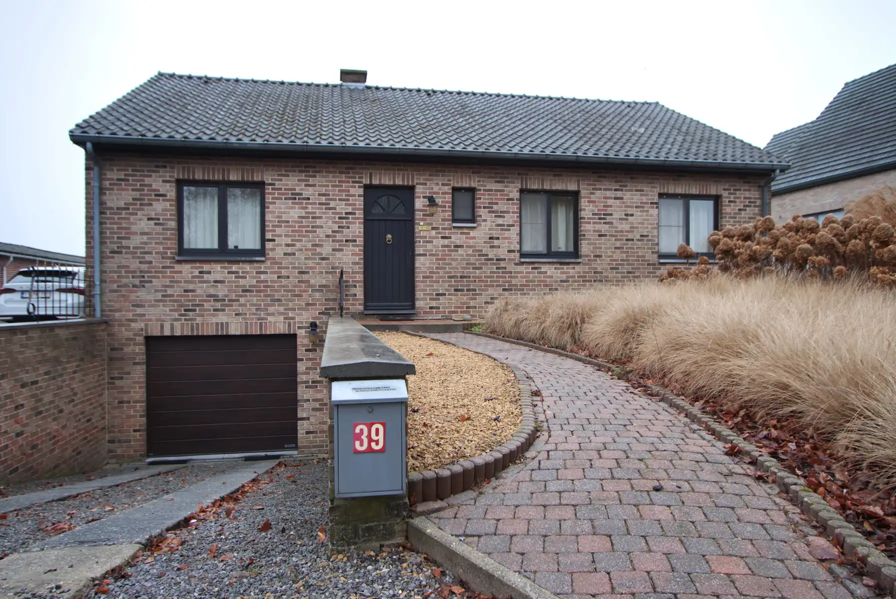 GELIJKVLOERSE WONING - 3 SLK - GARAGE - TUIN - WEIDE - RUST foto 2