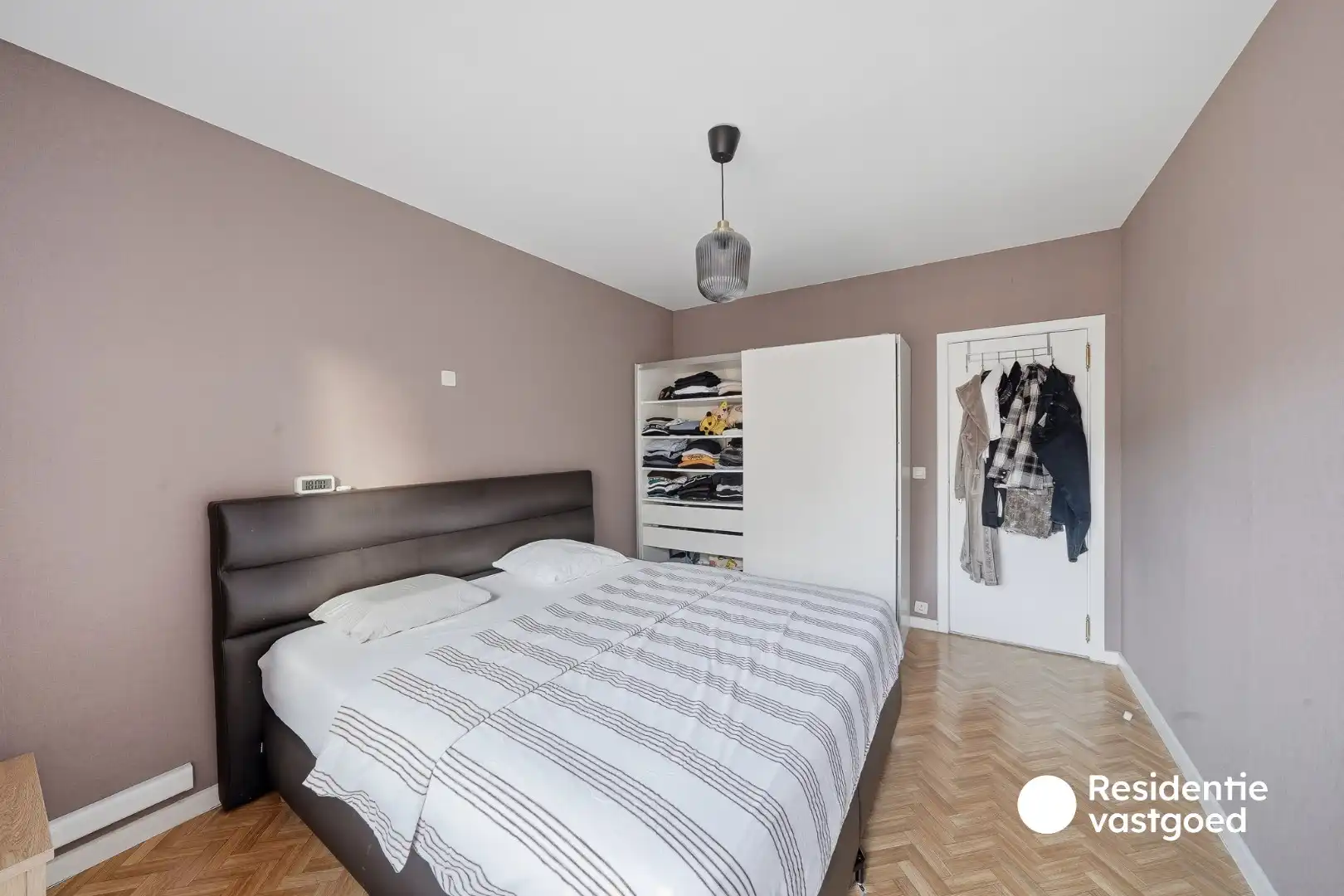 Ruim en energiezuinig 2-slaapkamerappartement in Oostende foto 15