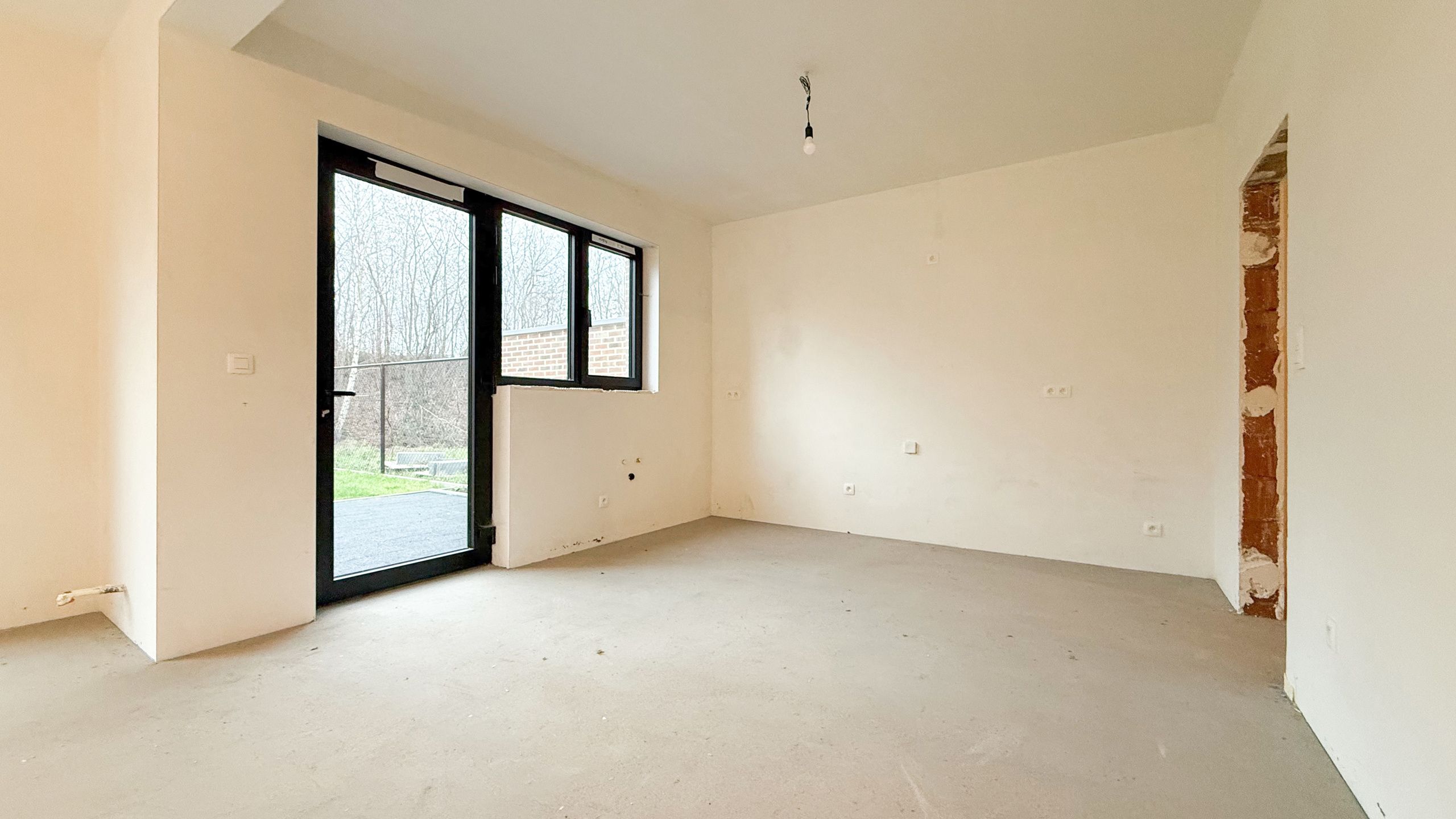 Volledig afgewerkte landelijke woning aan 2% Registratie! foto 7