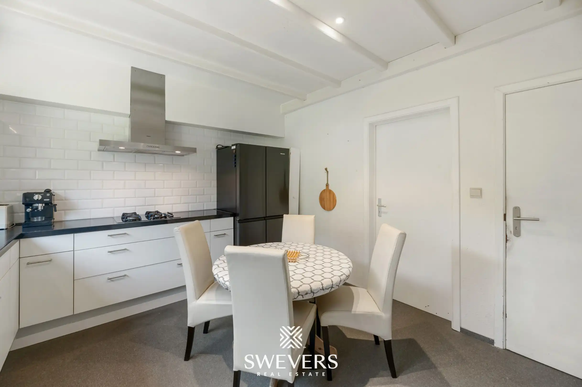Gerenoveerde woning met 4 slaapkamers op 20a 86ca foto 7