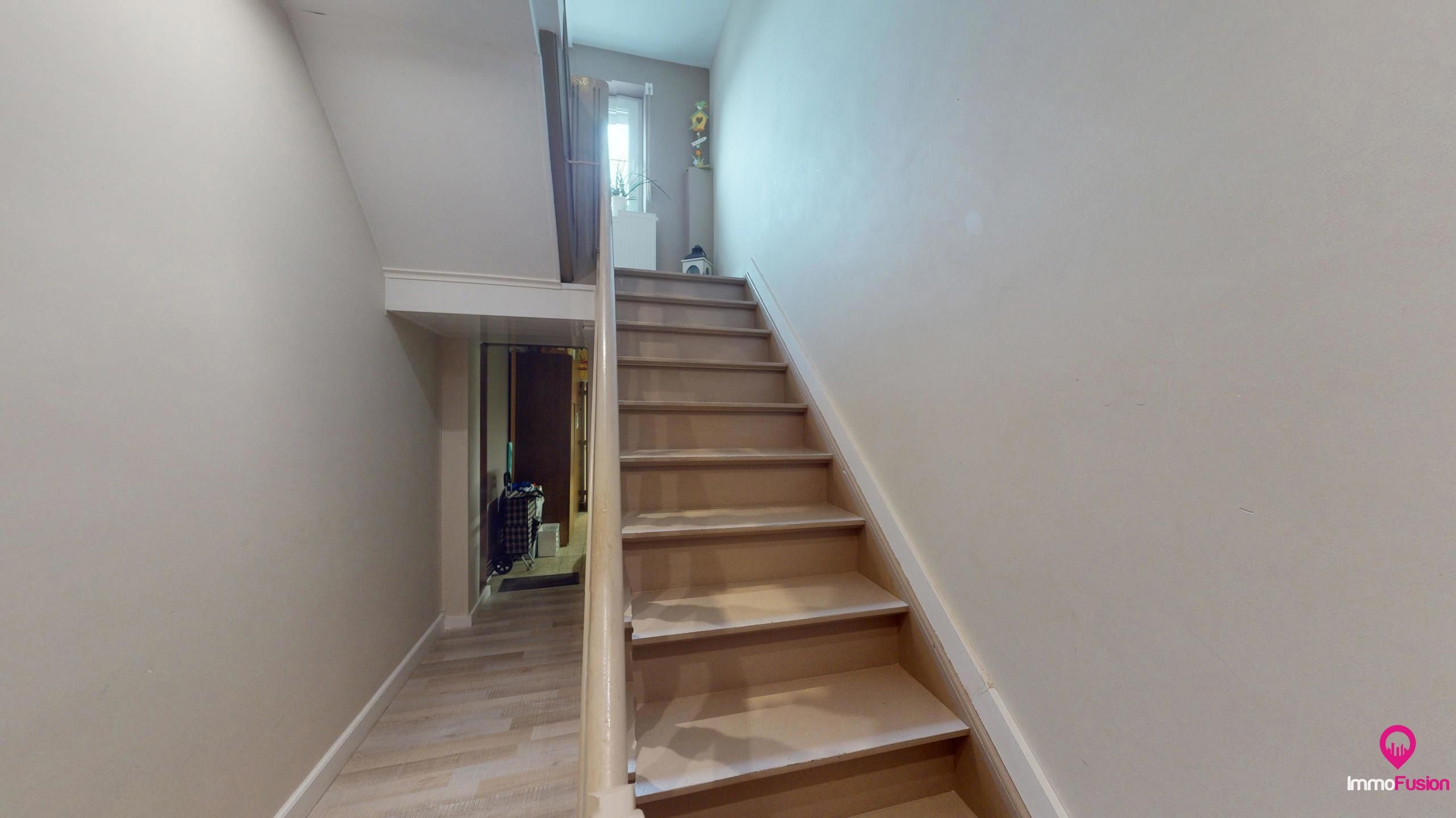 Danszaal 600m² + vergunde woonst in het bruisende Zonhoven! foto 5