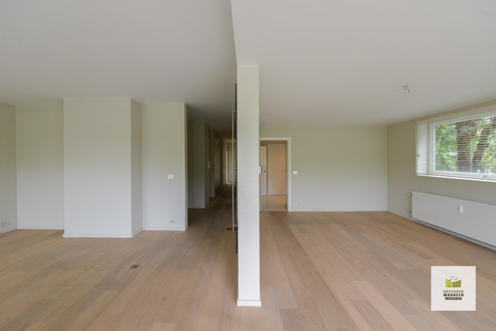 Gerenoveerd 3slpk appartement met 3 terrassen en ondergrondse staanplaats te centrum Brugge foto 8