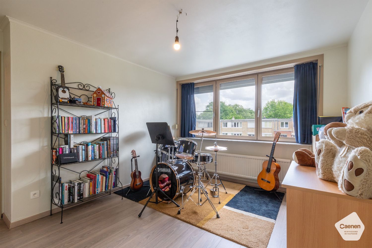Leuke instapklare woning met dubbele garage en 3 slaapkamers in een rustige woonomgeving foto 12