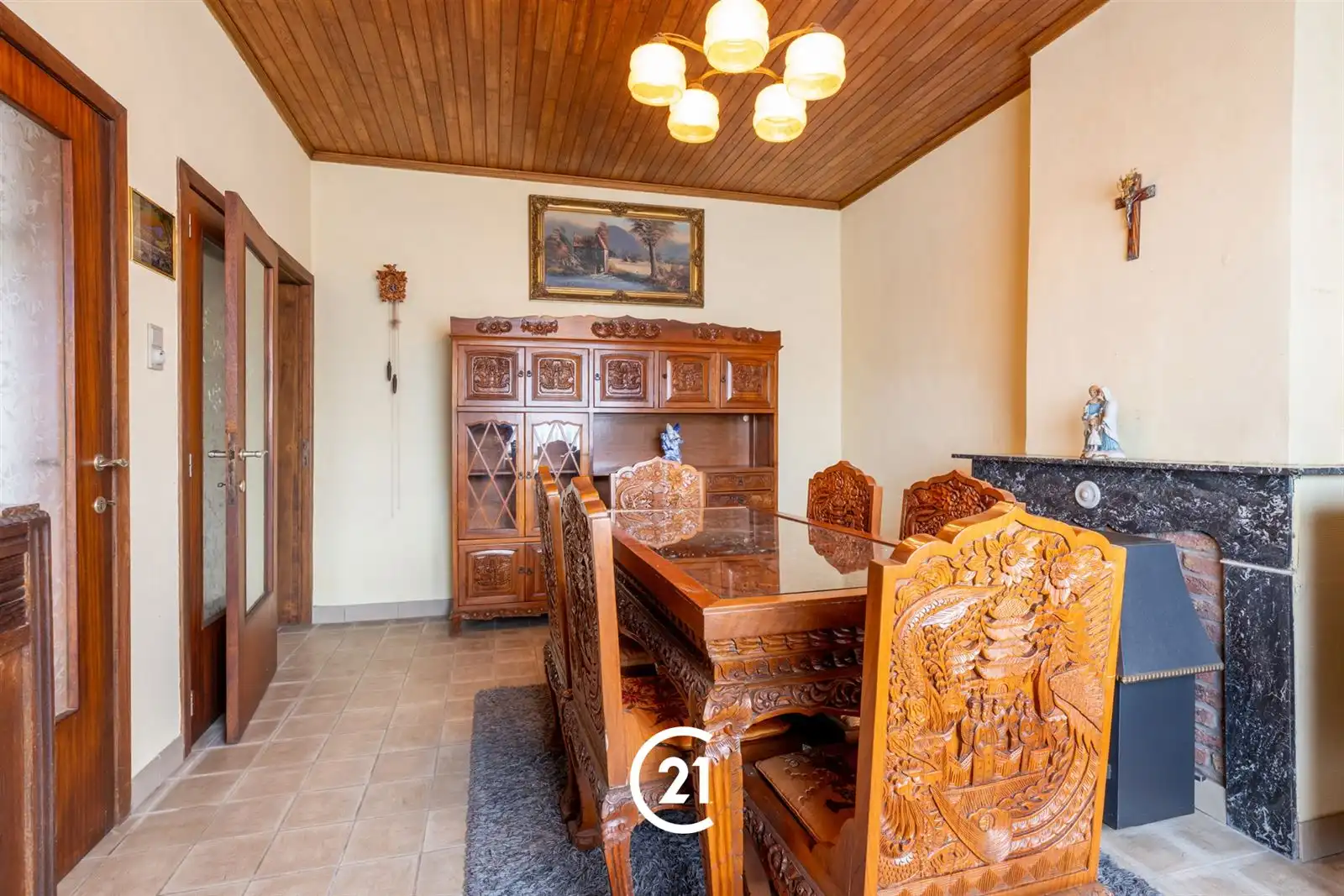 Te renoveren woning op een ruim perceel van 2.220 m² foto 8
