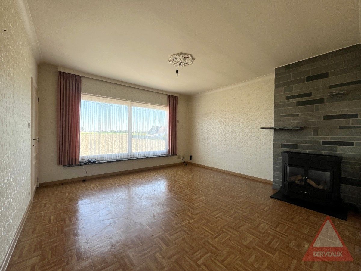 Ledegem – Landelijke halfopen woning met ruime tuin en volledig onderkelderd foto 5