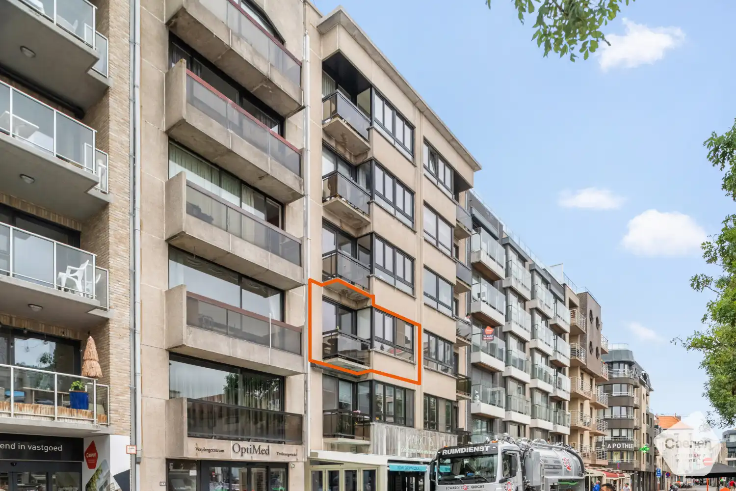 Ruim 2-slaapkamerappartement met 2 terrassen en zicht op de Grote Markt foto 15