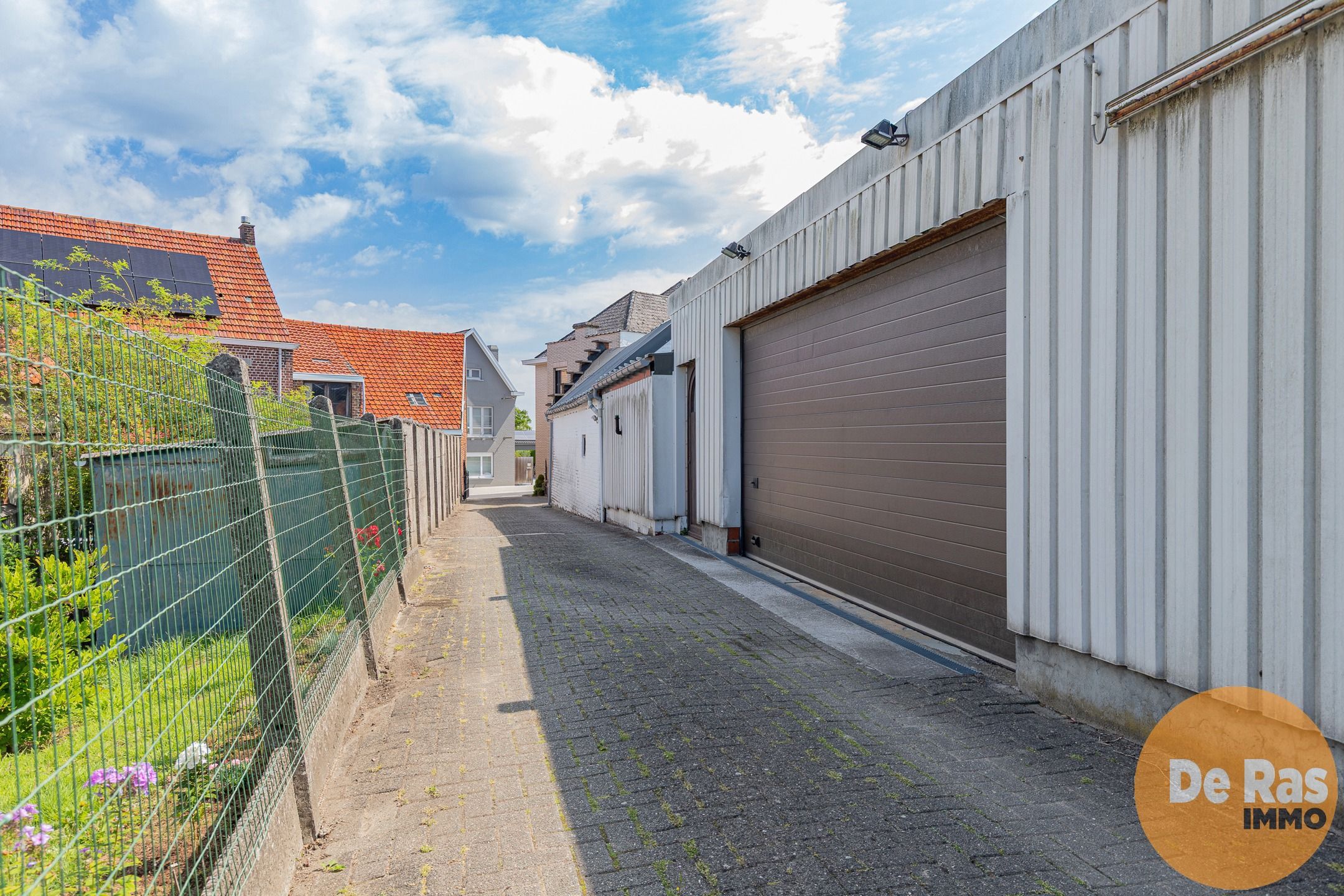 WOUBRECHTEGEM–Solide woning met loods in landelijke omgeving foto 26