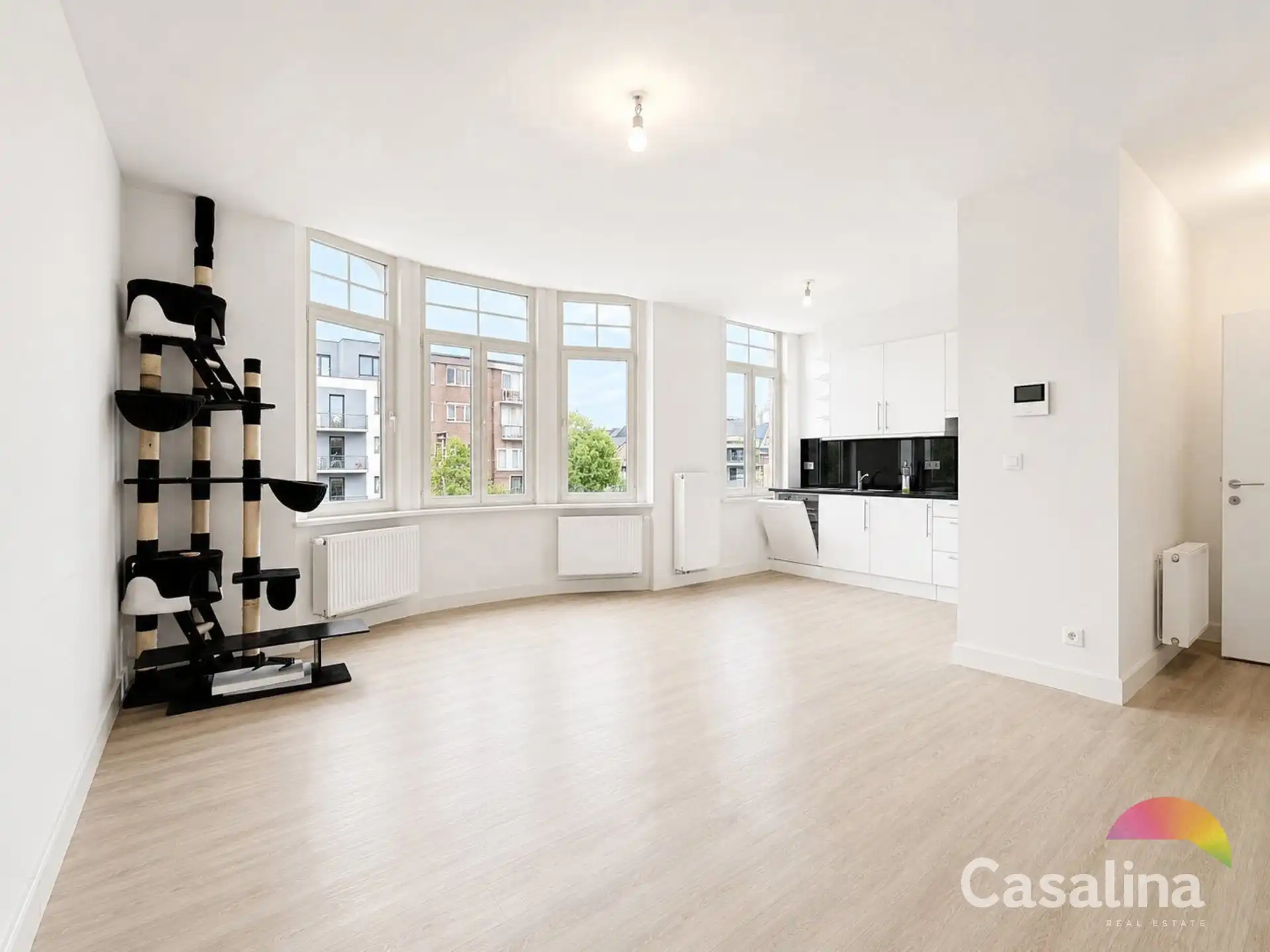 Prachtig appartement van 70 m² met mooi terras van 15m² foto {{pictureIndex}}