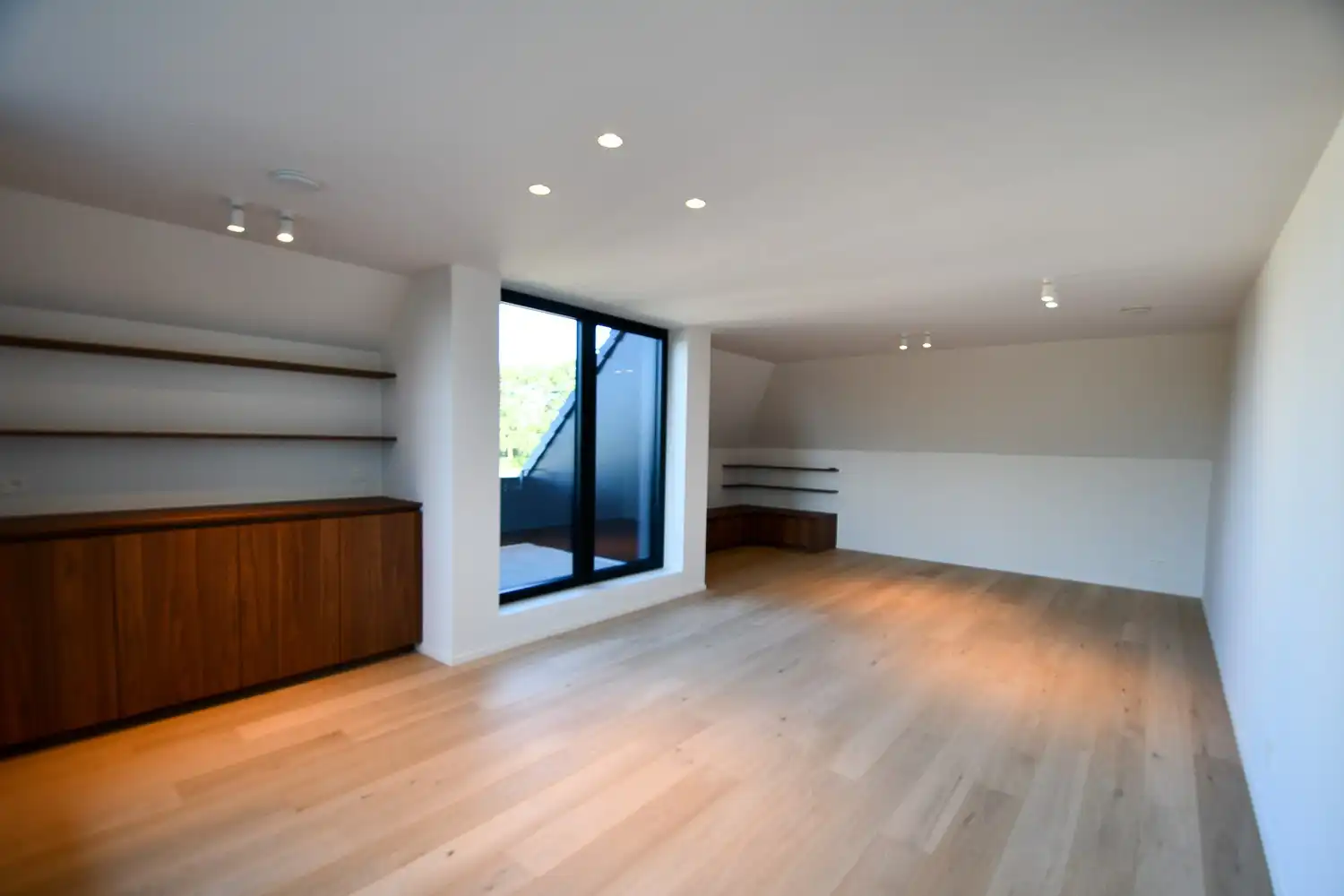 Prachtig dakappartement met hoogstaande afwerkingsgraad foto 5