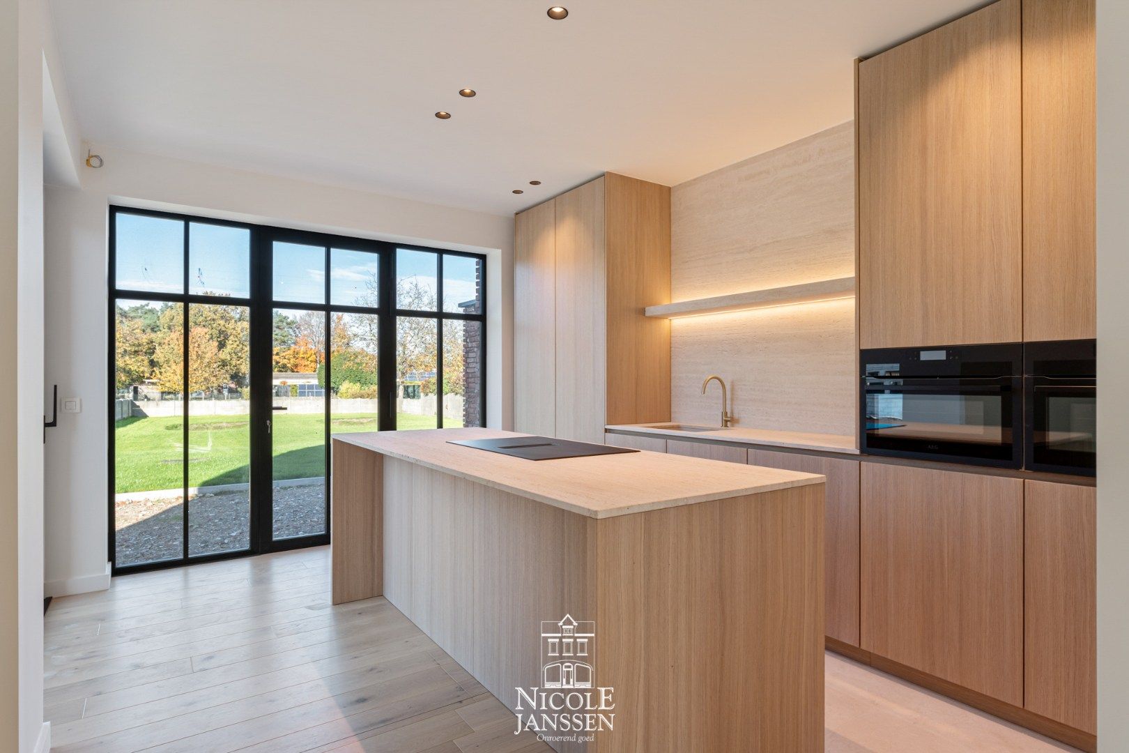 Nieuwbouwwoning van 194m² foto 5