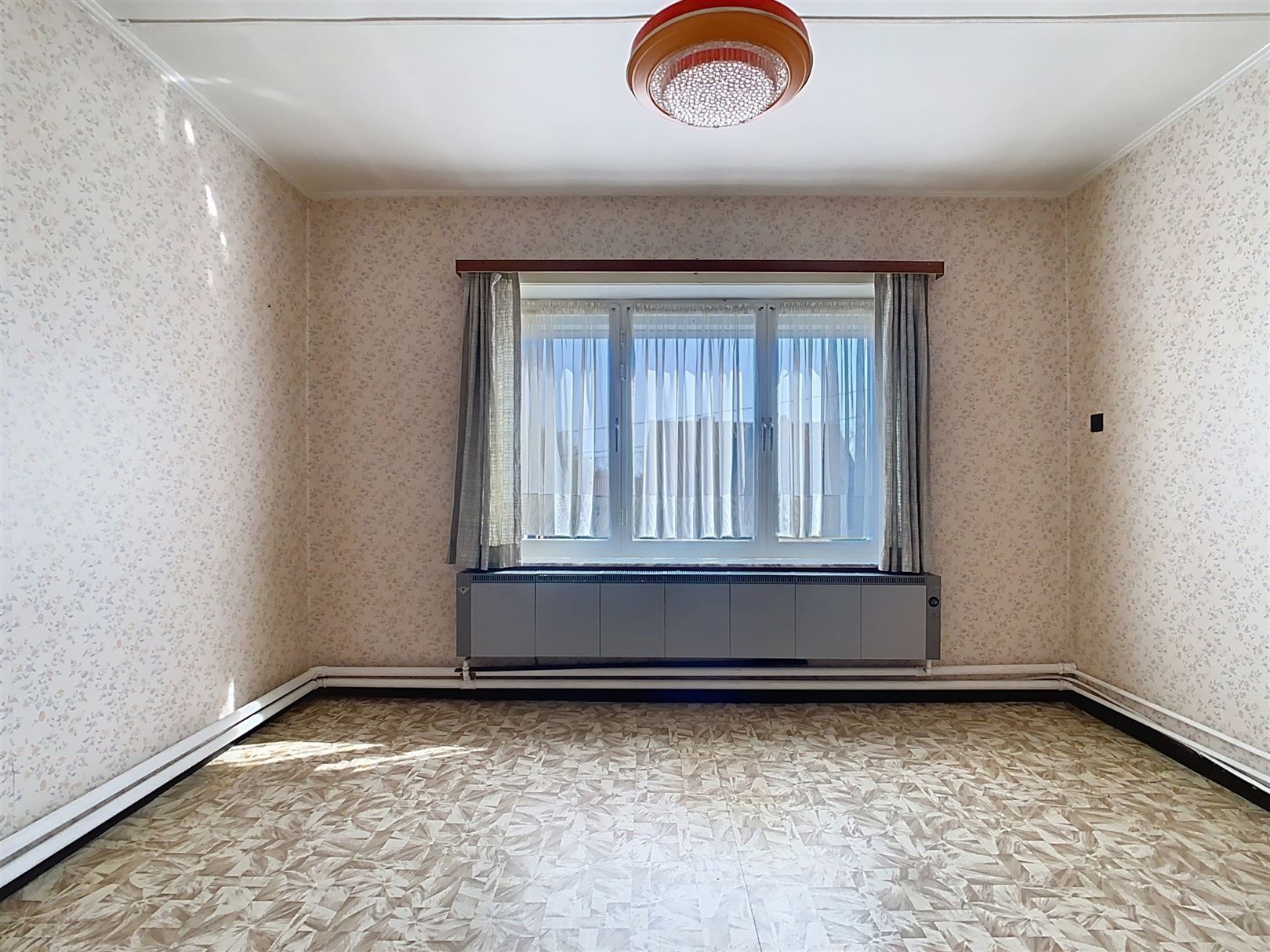 Te renoveren woning, 4 slpks, bijgebouwen, tuin, 9a 71ca  foto 22