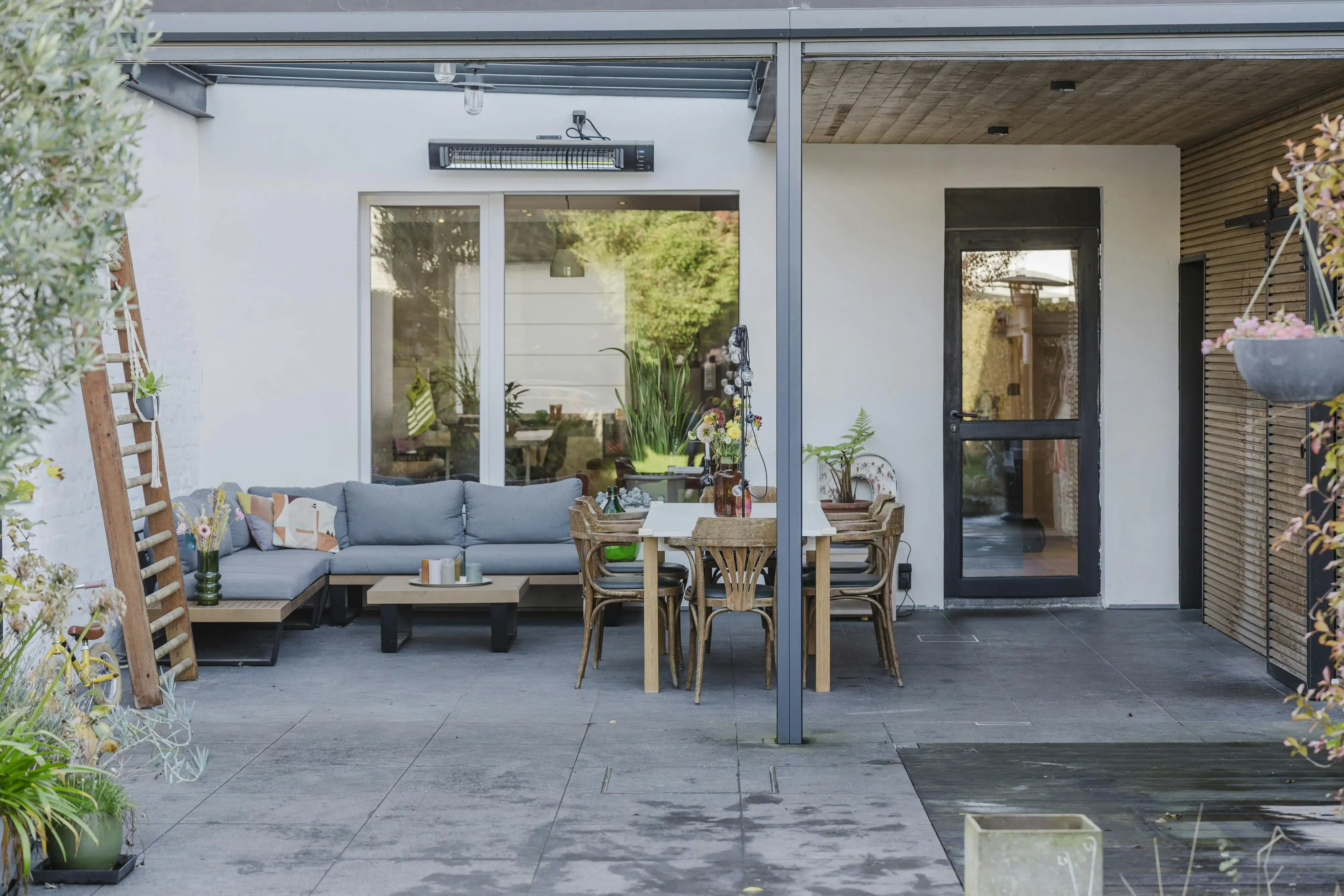 Instapklaar huis met 3 slaapkamers en tuin te koop in Wevelgem! foto 11