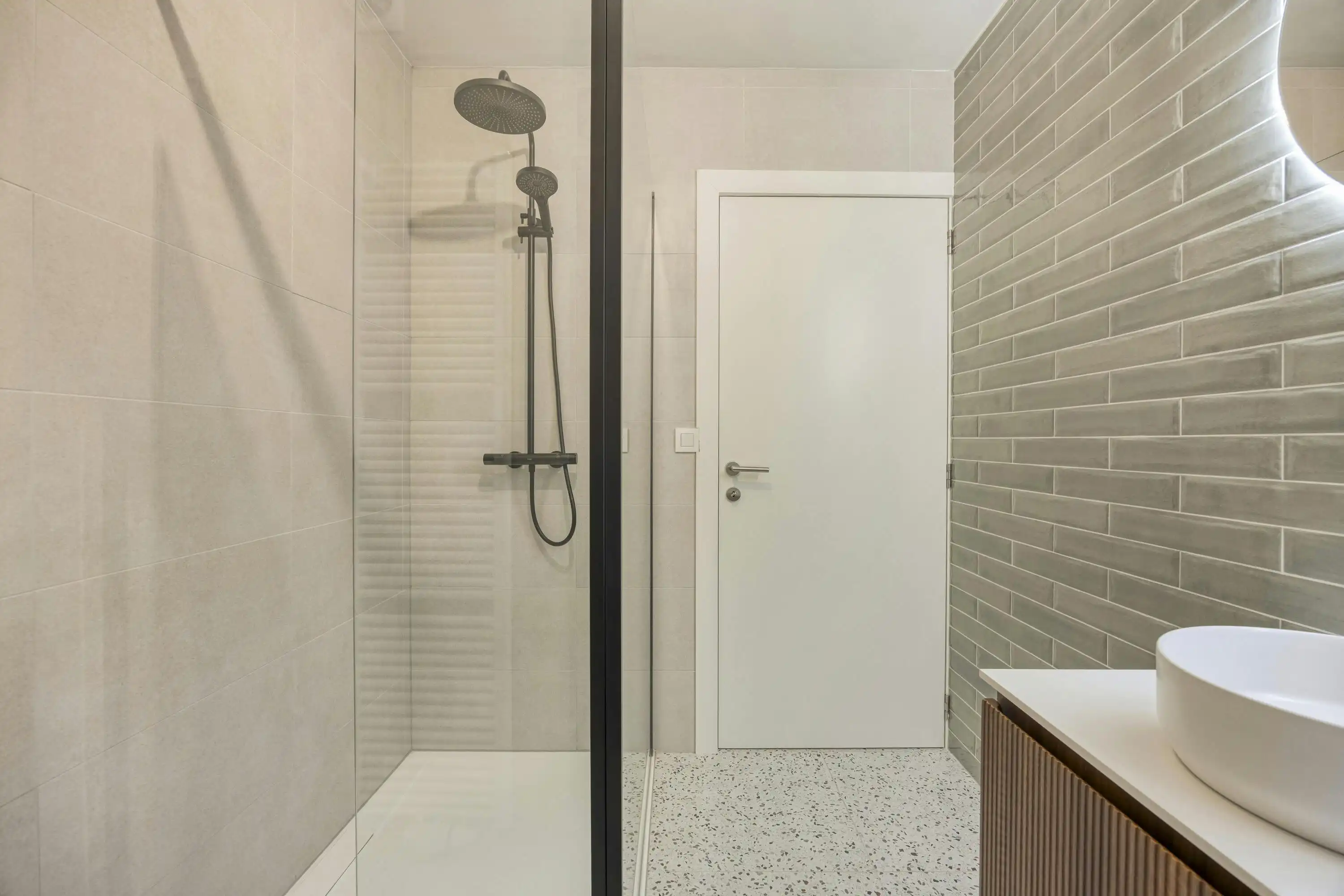Prachtig appartement met 2 slpks en garage te Essen foto 15