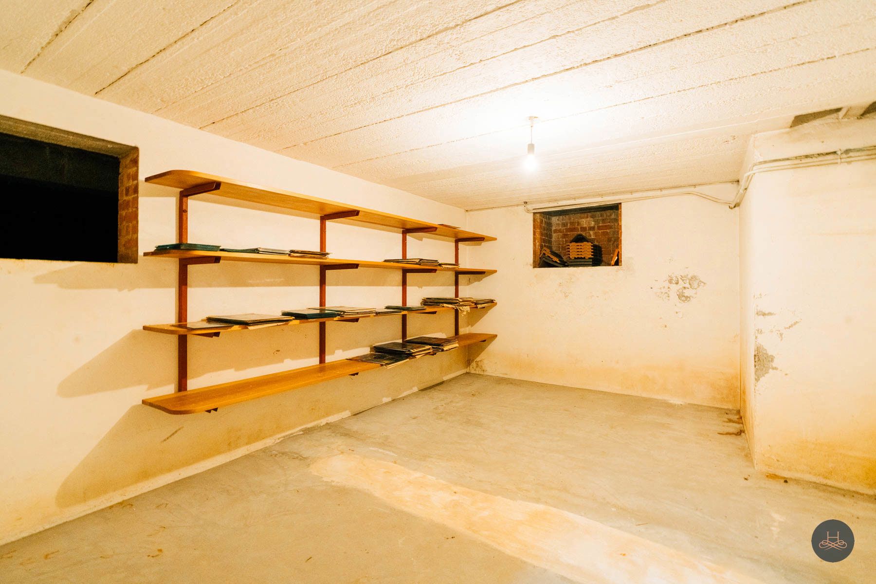 Zéér ruime gezinswoning met karakter en potentieel met tuin foto 27