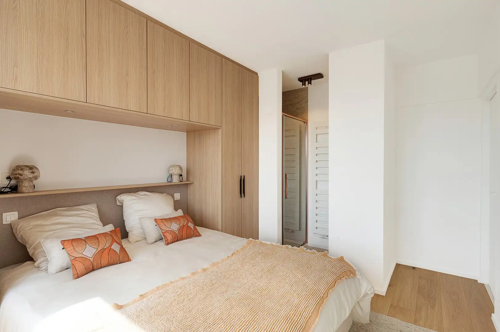 Prachtig gerenoveerd appartement met frontaal zeezicht, tussen het Lichttorenplein en het Albertplein. foto 22