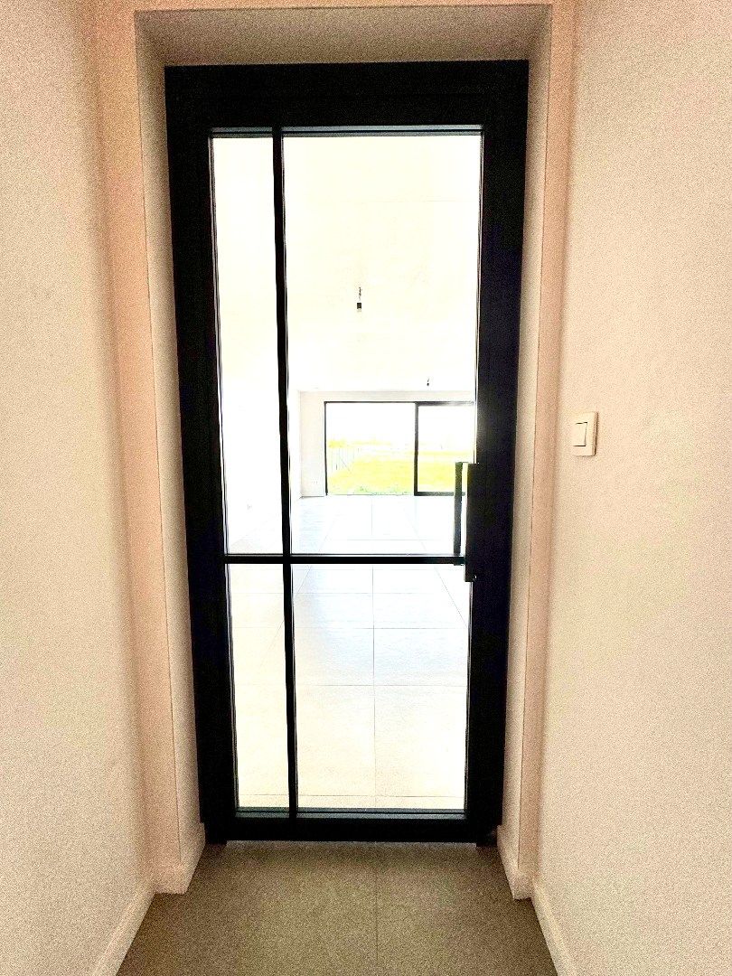 NIEUWBOUW WONING MET 3 SLAAPKAMERS, GARAGE EN TUIN (515m²) foto 8