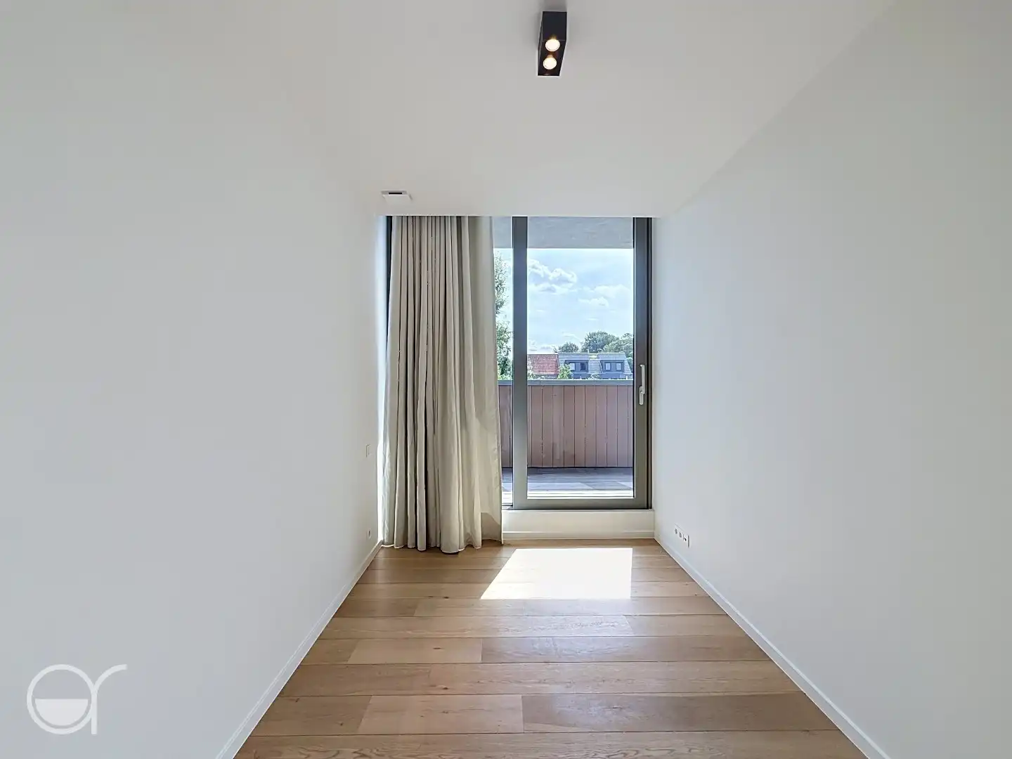 Luxe duplex appartement, autostaanplaats inbegrepen foto 10