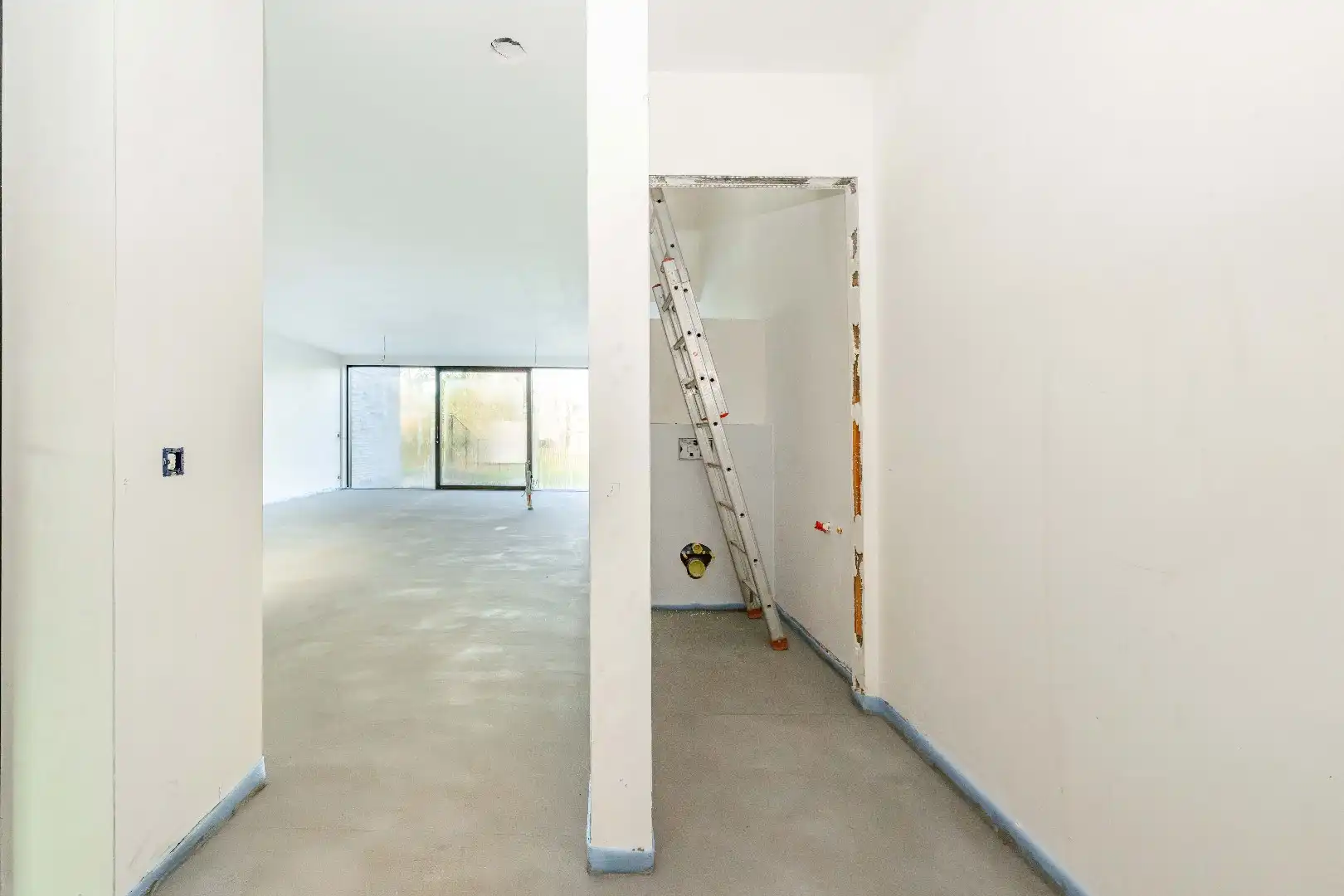 ENERGIEZUINIGE NIEUWBOUWWONING OP 385 m² MET 3 SLPKS foto 3