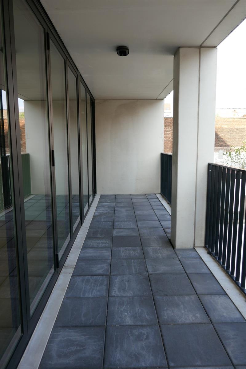 ANTWERPEN - Instapklaar appartement met terras foto 12