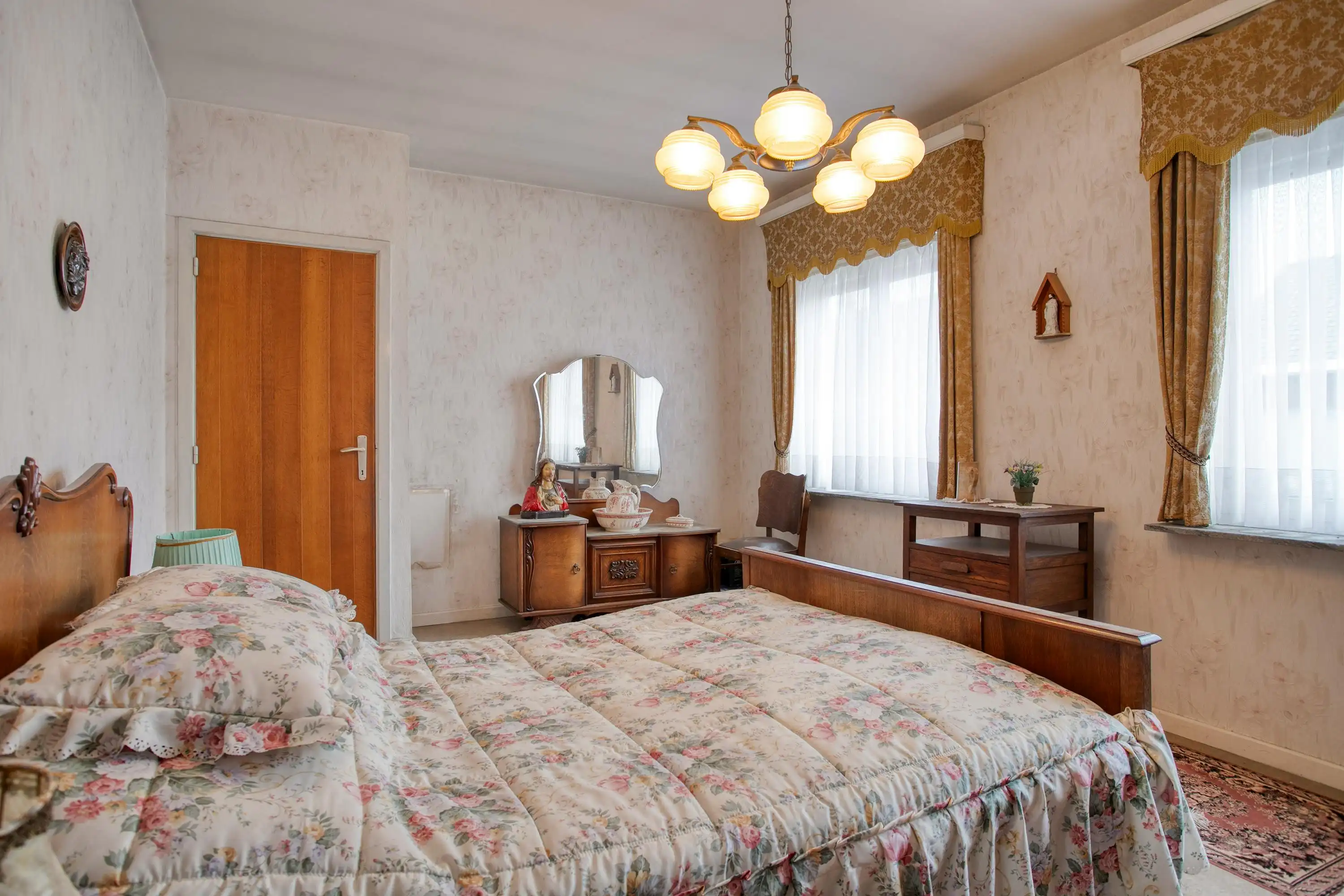 Karaktervolle woning te Izegem  foto 10