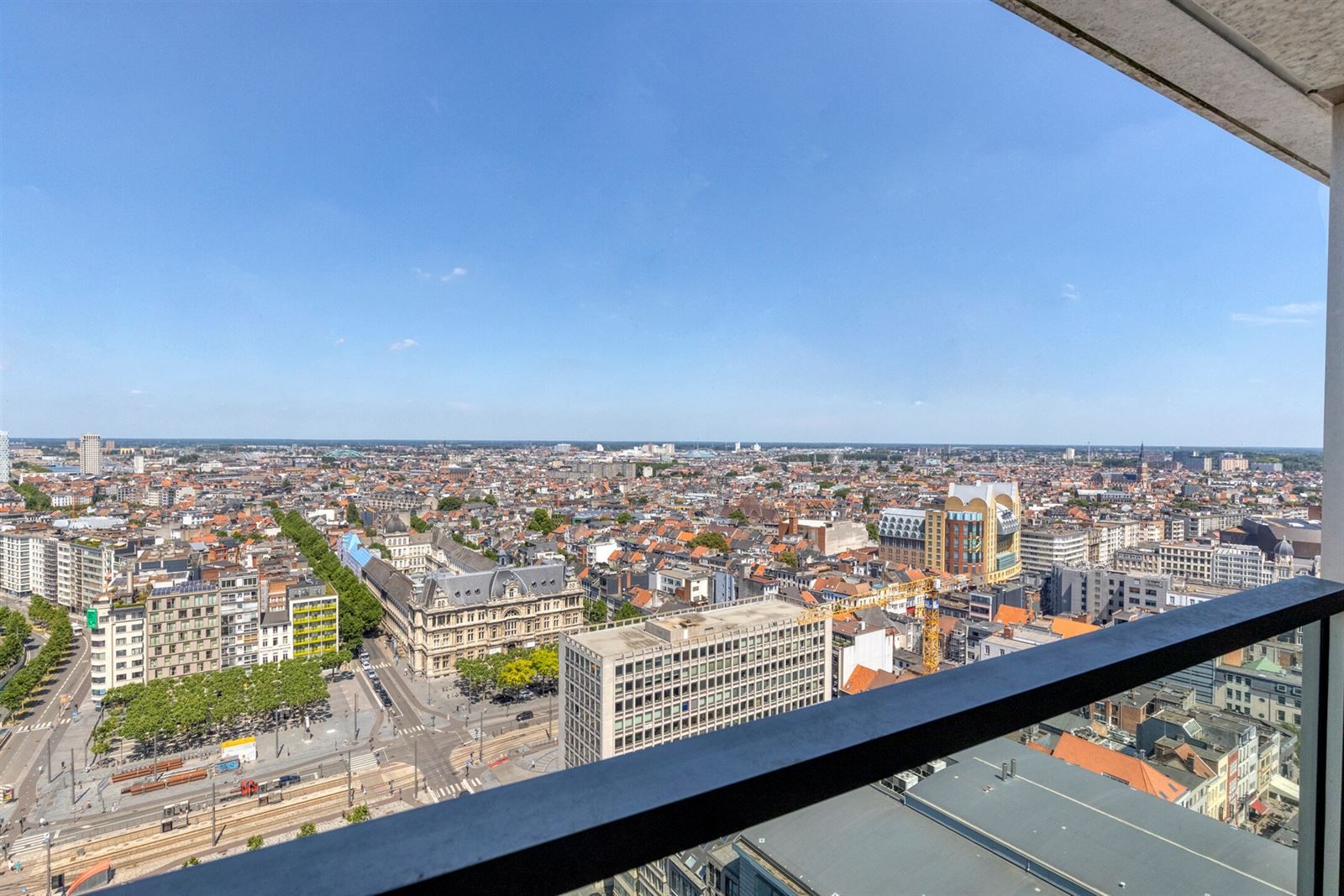 ANTWERP TOWER: SKY IS THE LIMIT 19de verdiep  foto 19