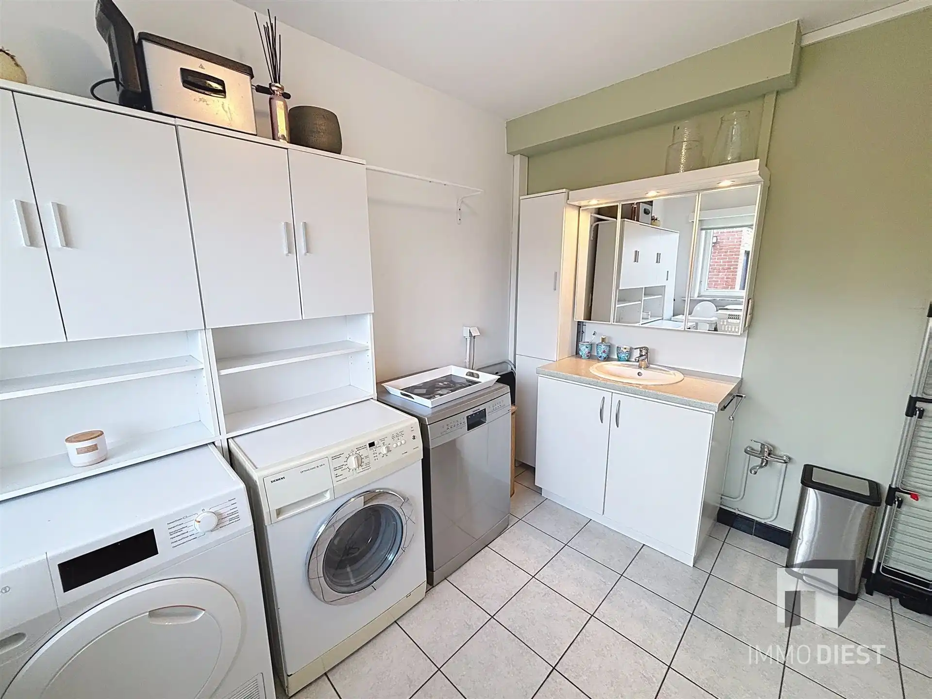 Woning op 8,25are ideaal voor starters foto 22