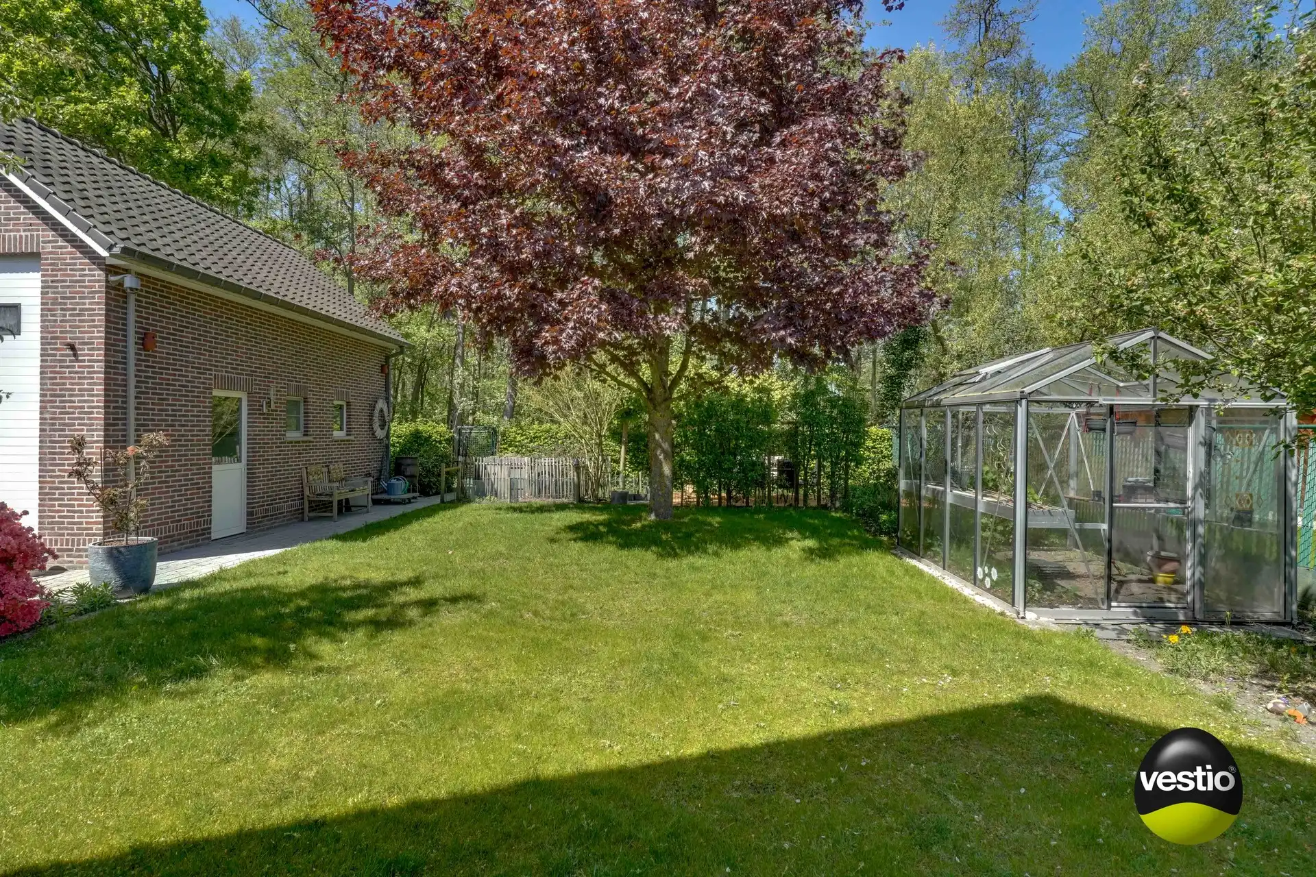 RUIM, ENERGIEZUINIG LANDHUIS GELEGEN TEGEN NATUURGEBIED foto 39