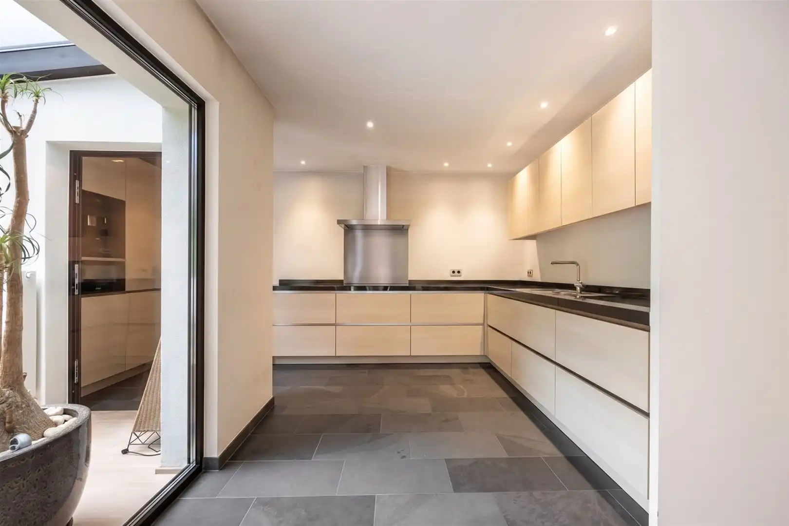 Eigentijdse villa gelegen in de Sterre met vijf slaapkamers, EPC B en een afwerking die klaar is voor de toekomst foto 10