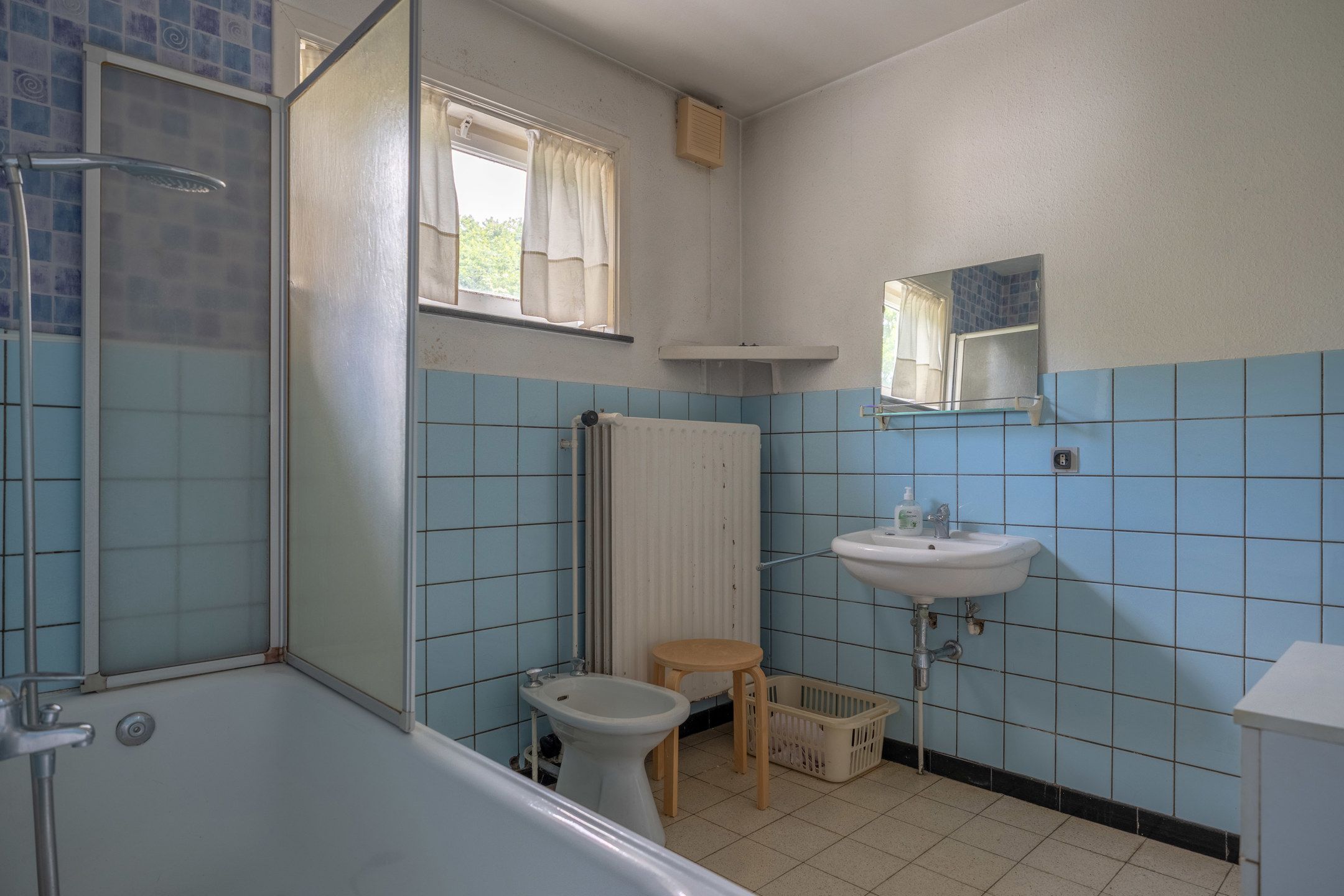 Te renoveren gelijkvloerswoning op mooi perceel van 1.437 m² foto 15