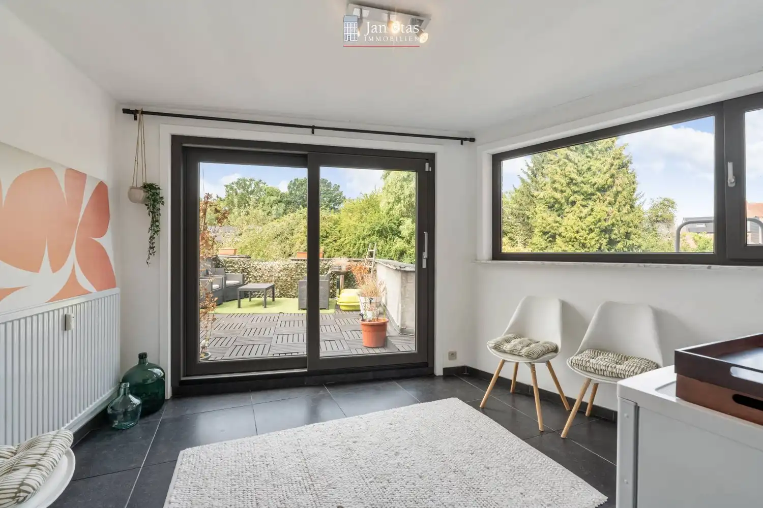 Instapklaar en ruim appartement met 2 slaapkamers en 3 garageboxen nabij de Keizersberg te Leuven ! foto 10