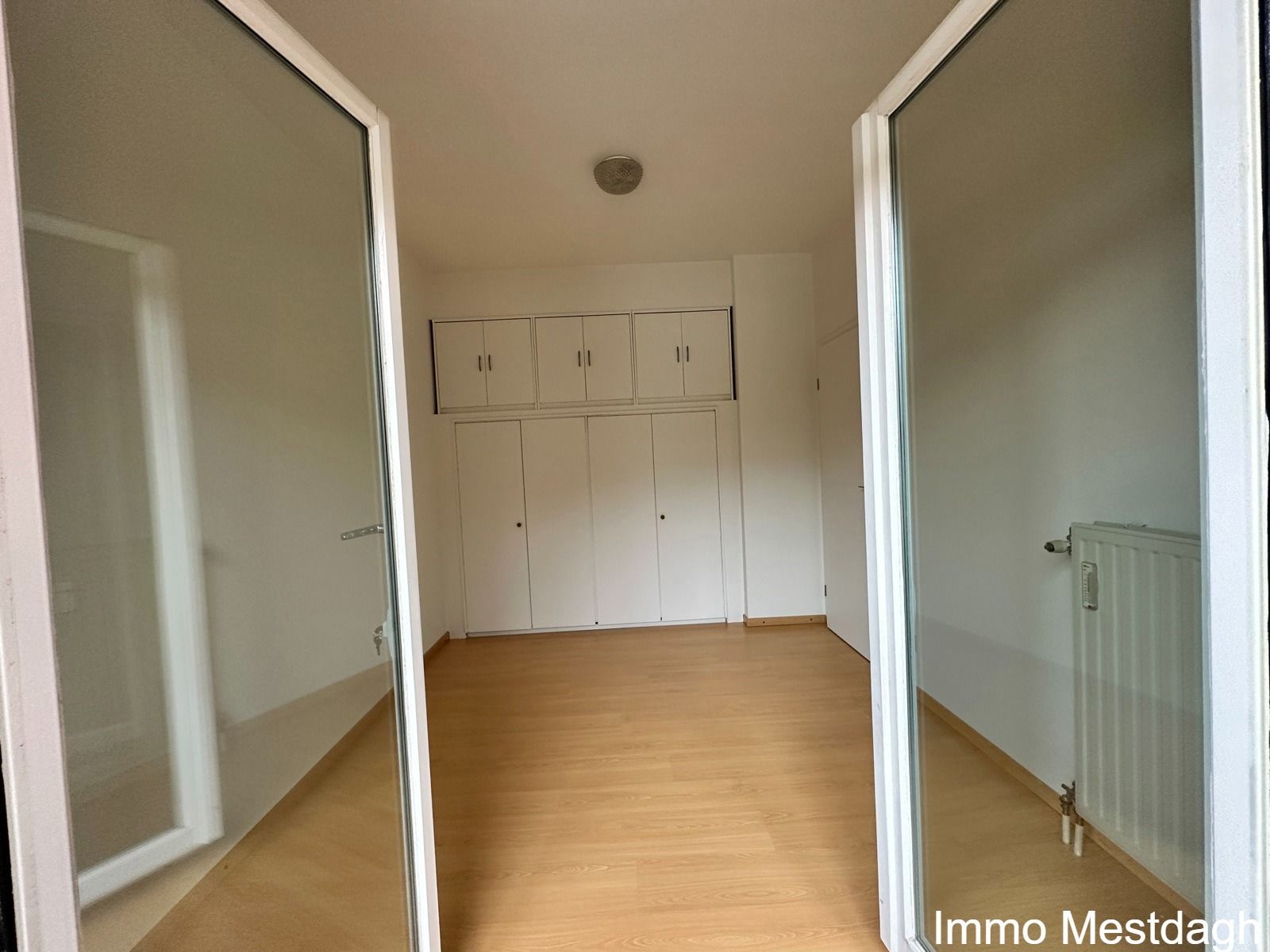 Royaal appartement met garagebox en zicht op de Schaffense Poort. foto 17