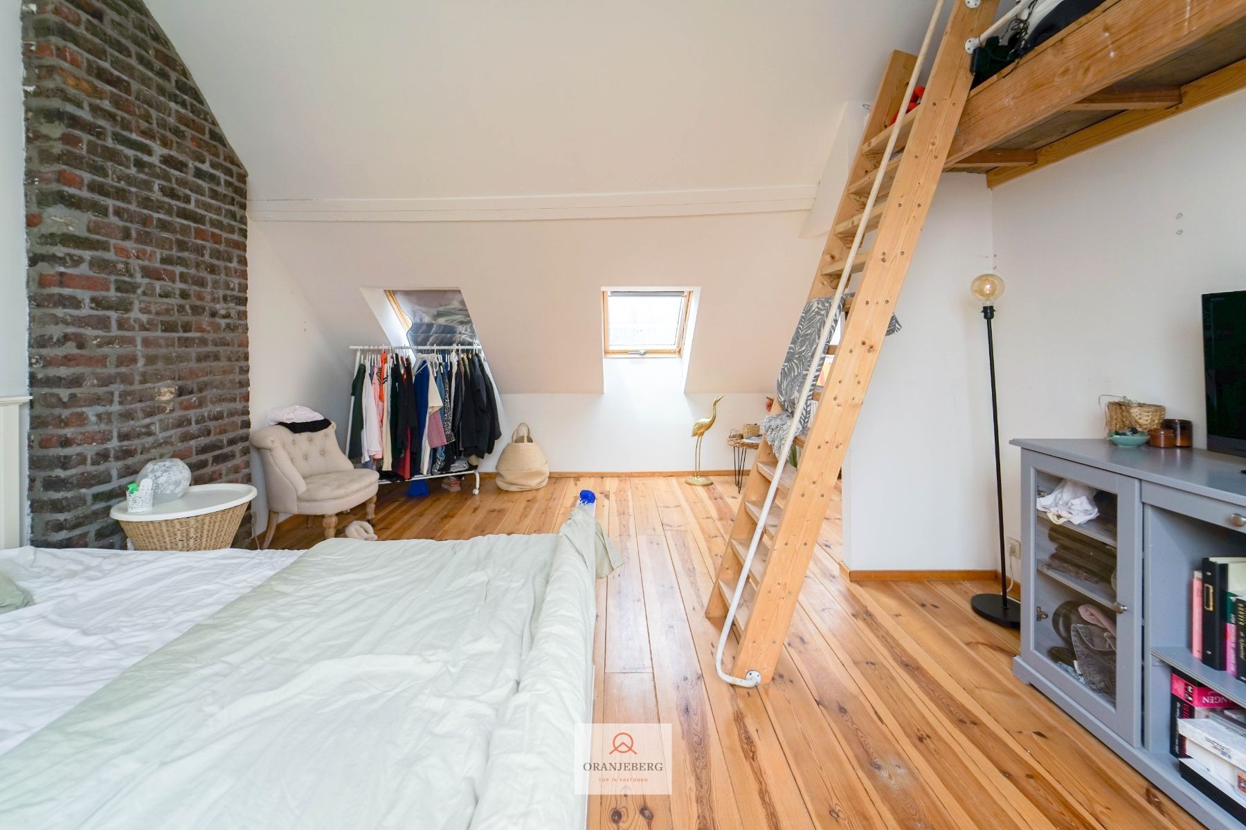 RUIME woning te huur (ideaal voor co-housing) foto 5