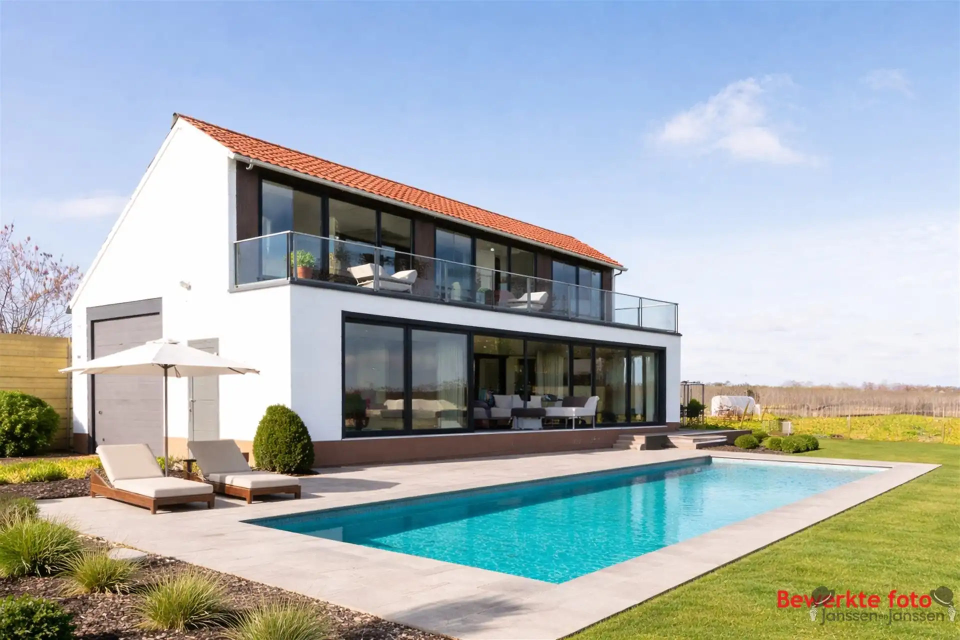 Rustig gelegen woning met prachtig uitzicht foto 22