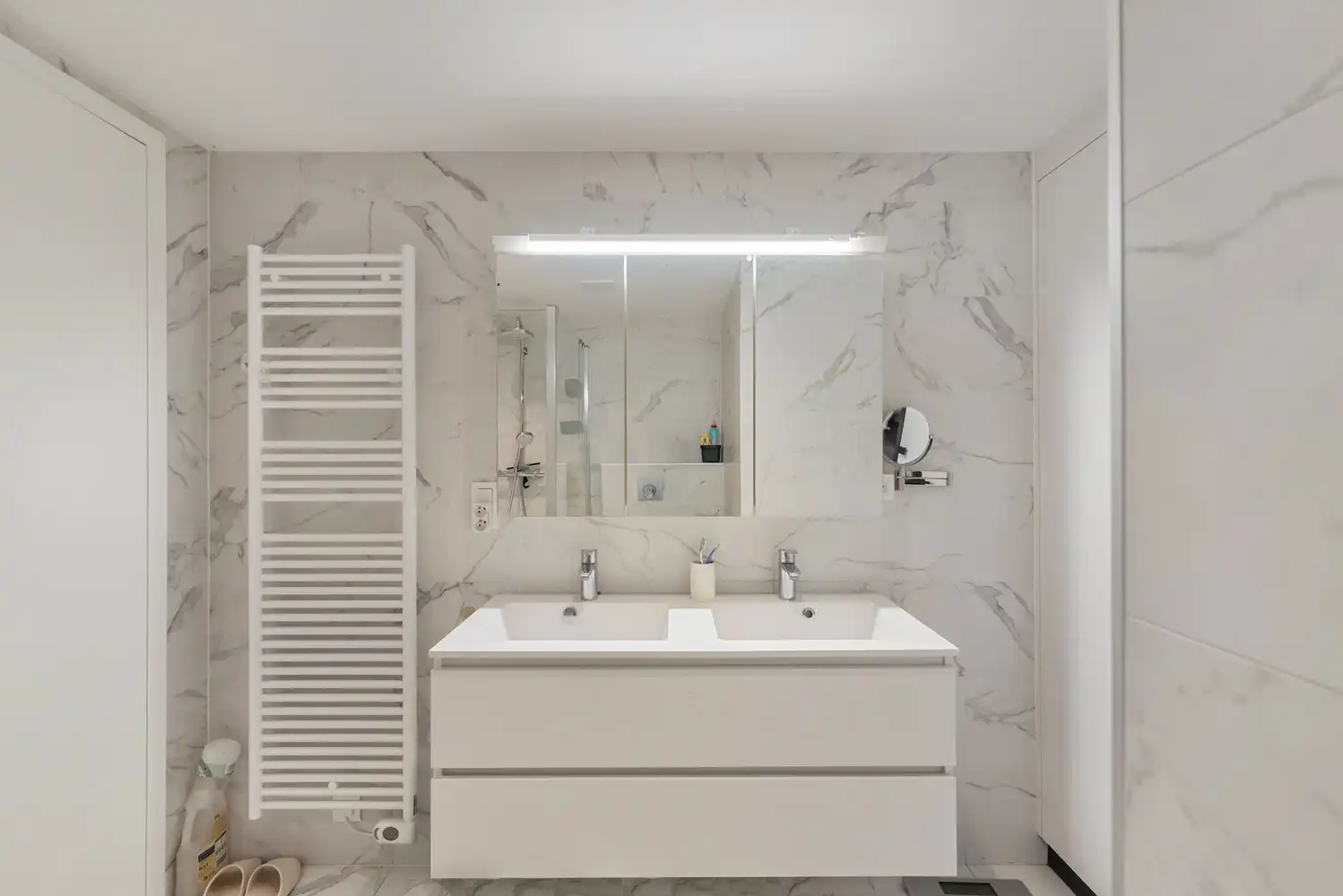 Prachtig appartement op rustige en toch supercentrale locatie in Berlaar centrum! foto 14