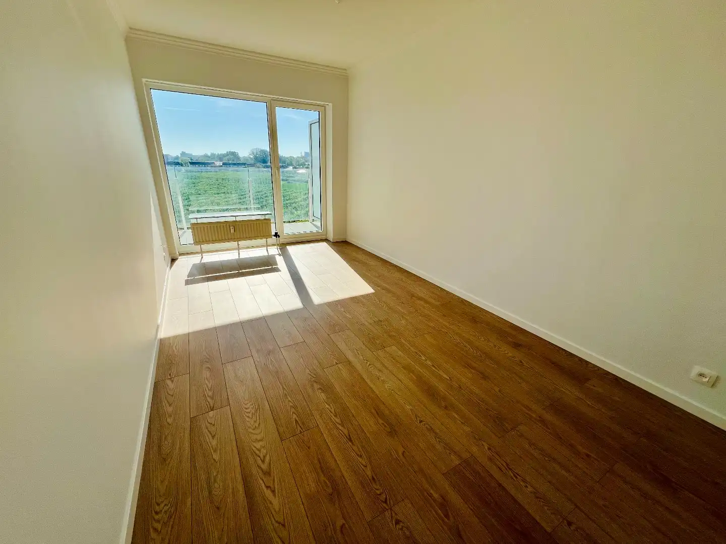 Opgeknapt app met 2 slkps en 2 terrassen met prachtig zicht foto 8