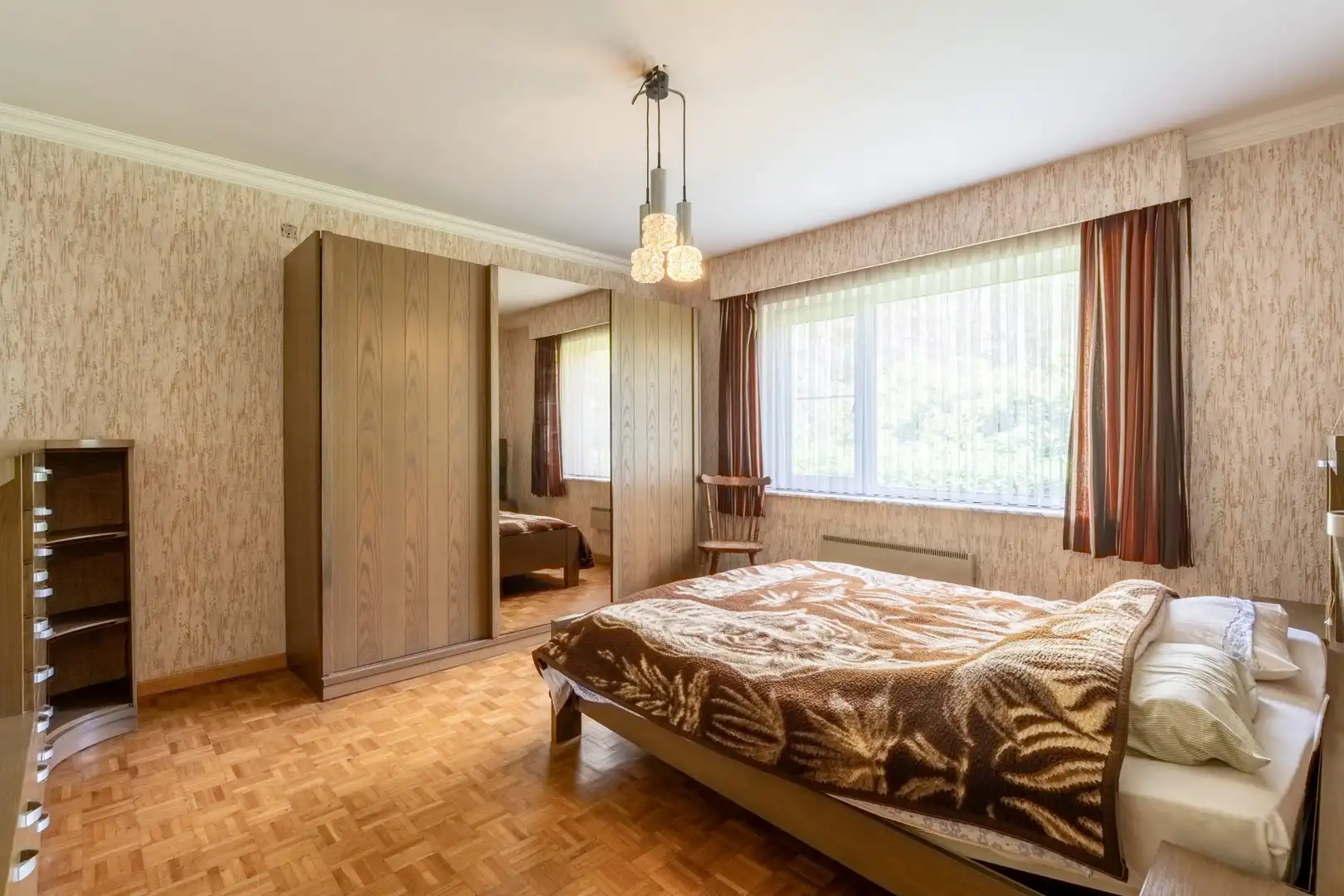 Ruime open bebouwing met 6 slaapkamers op een perceel van 13a 44ca foto 15