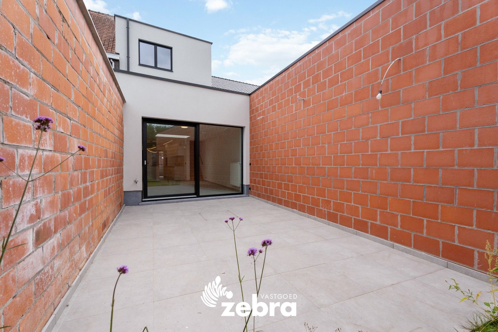 Gerenoveerde & energiezuinige woning met uitweg te Ledegem! foto 20