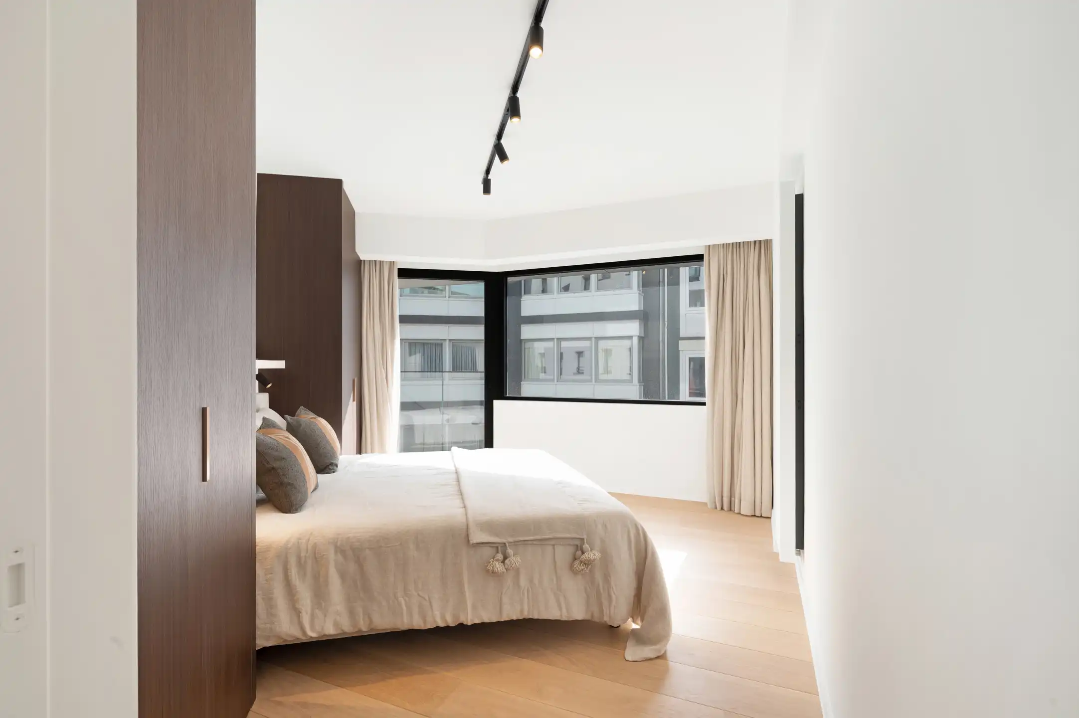 Lichtrijk appartement in hartje Zoute nabij Driehoeksplein foto 12