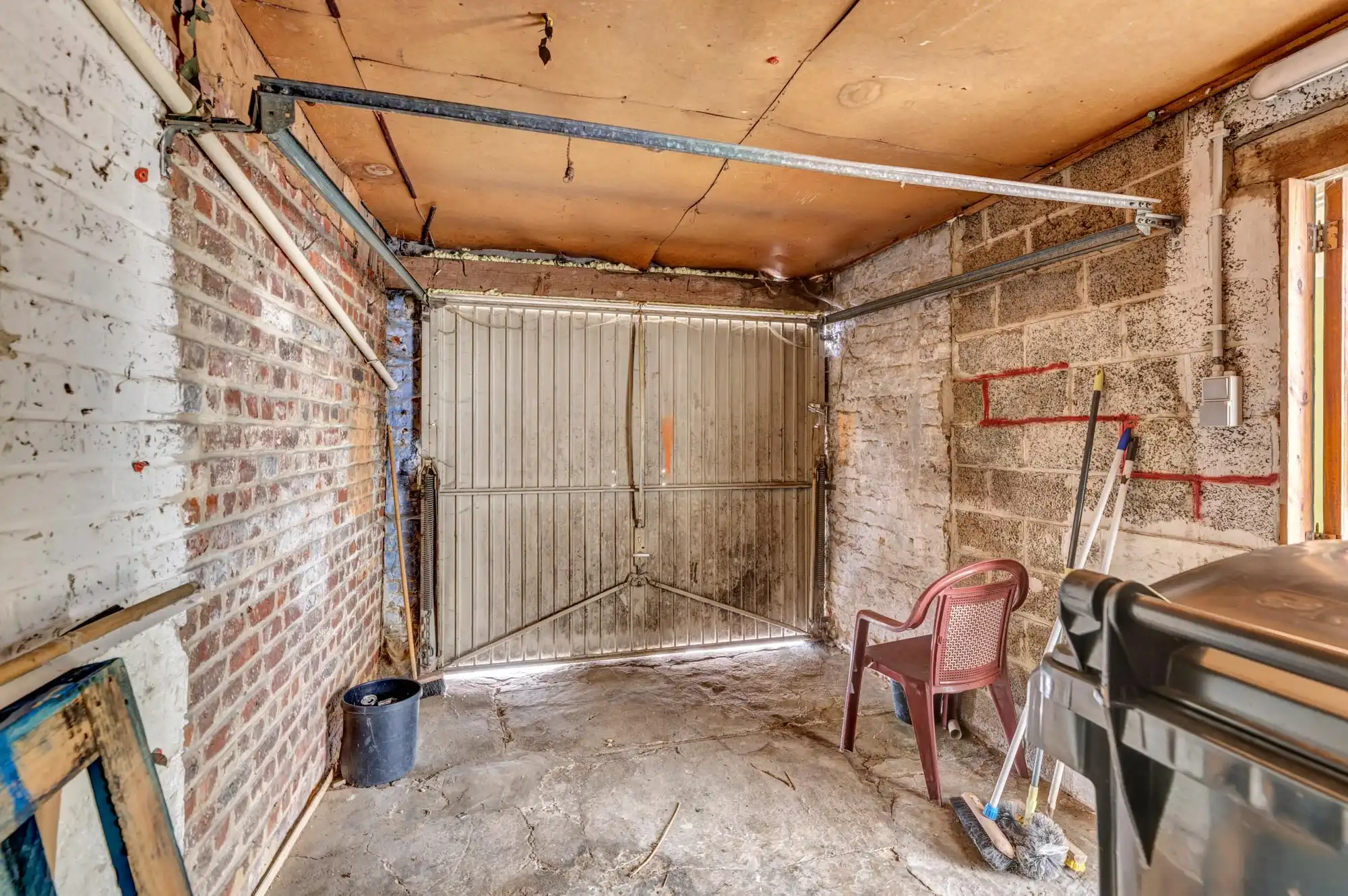 Te renoveren café/woning nabij station Denderleeuw foto 16