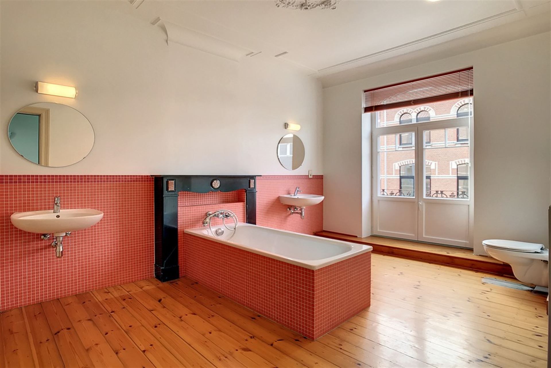 Prachtig gerenoveerde herenwoning foto 6