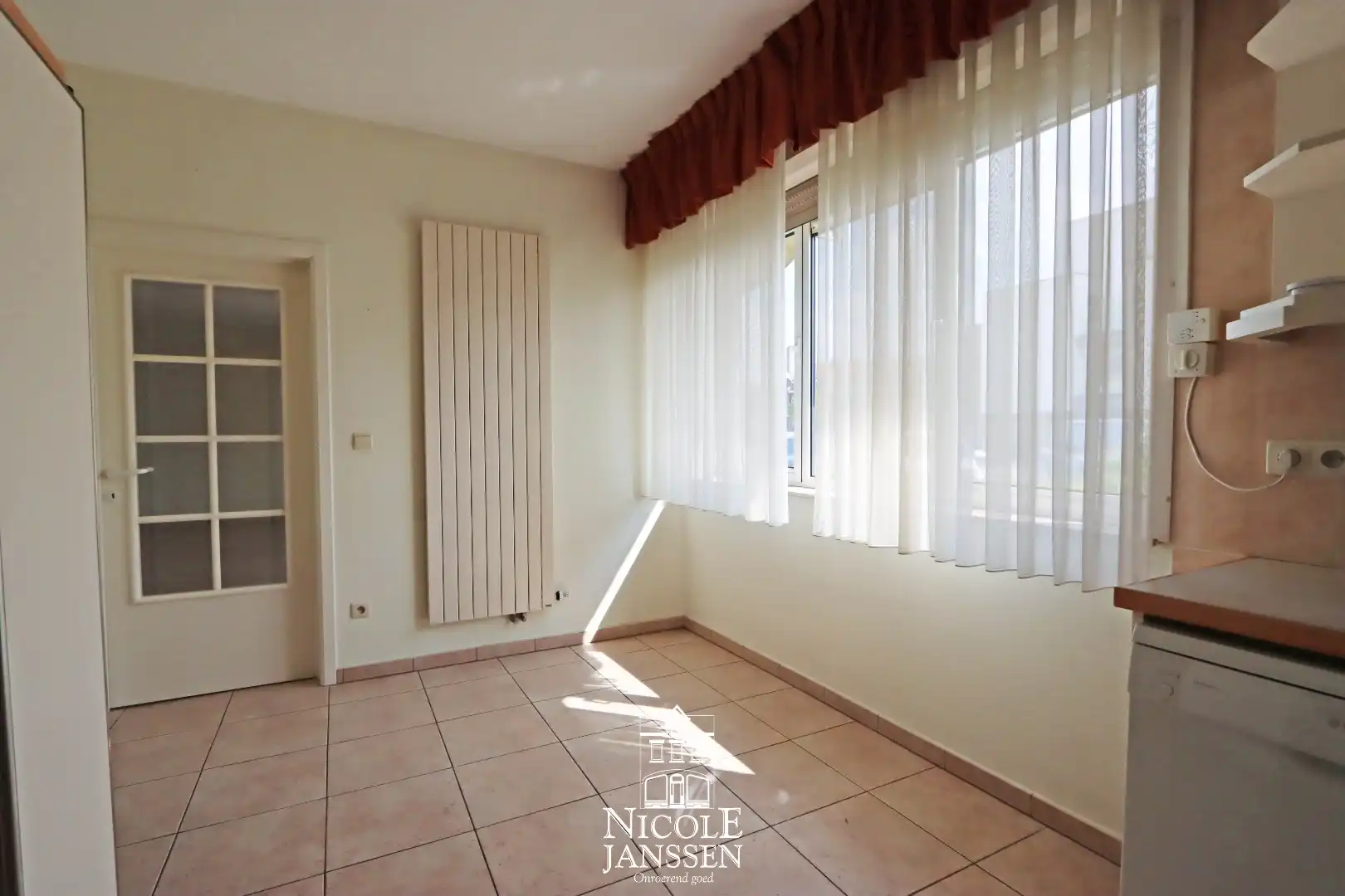 Ruim ingedeeld appartement foto 8