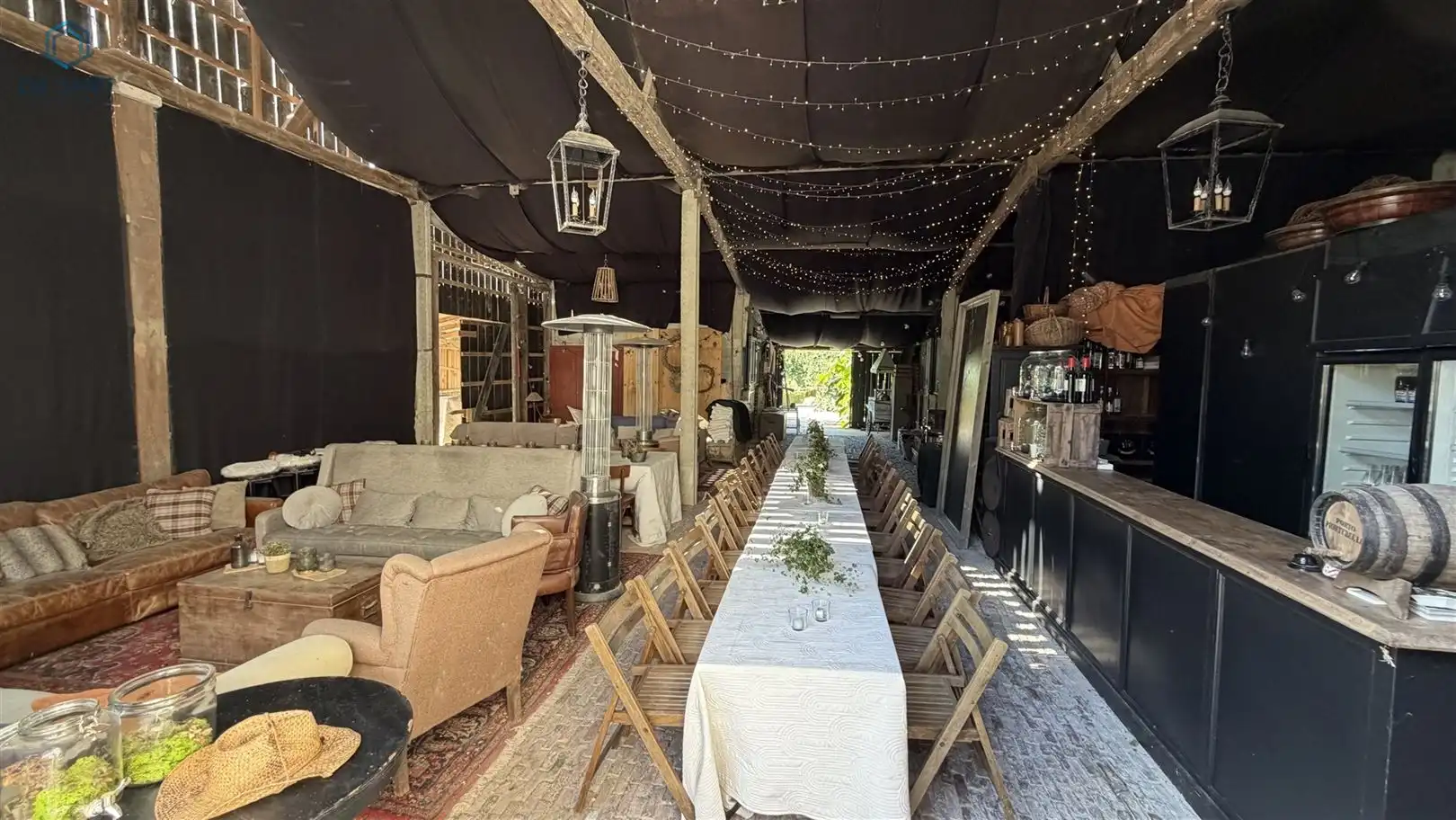 UNIEKE LANDELIJKE HOEVE OP 8.035 M² EEN DROOM VOOR PAARDENLIEFHEBBERS, GROTE GEZINNEN & ONDERNEMERS foto 3